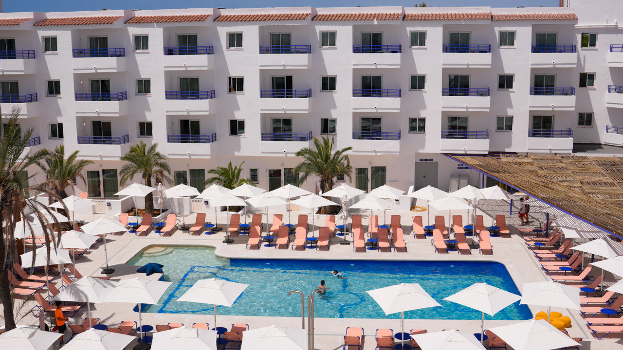 Coral Star Hotel & Apartments