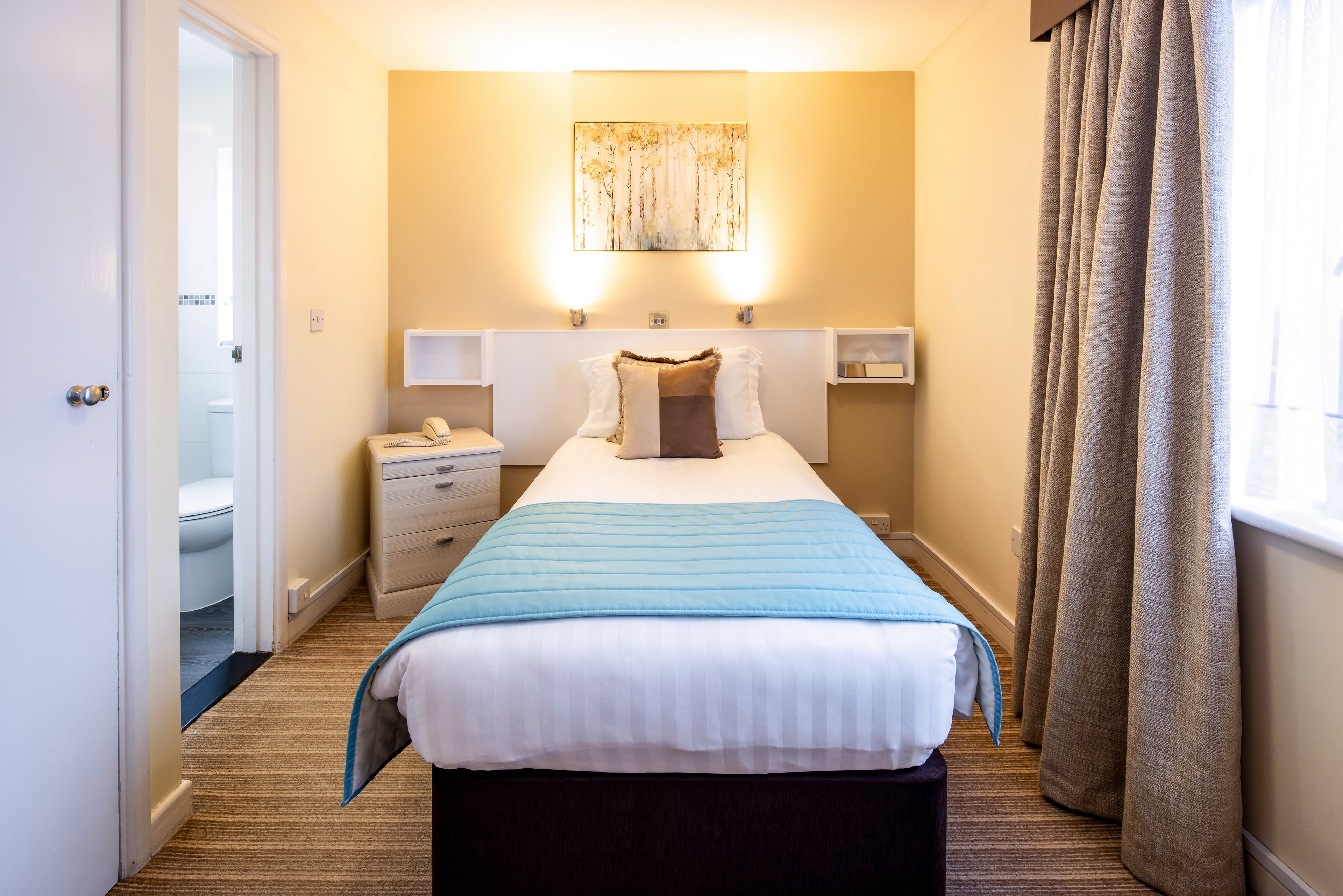 The Norfolk Lodge Hotel