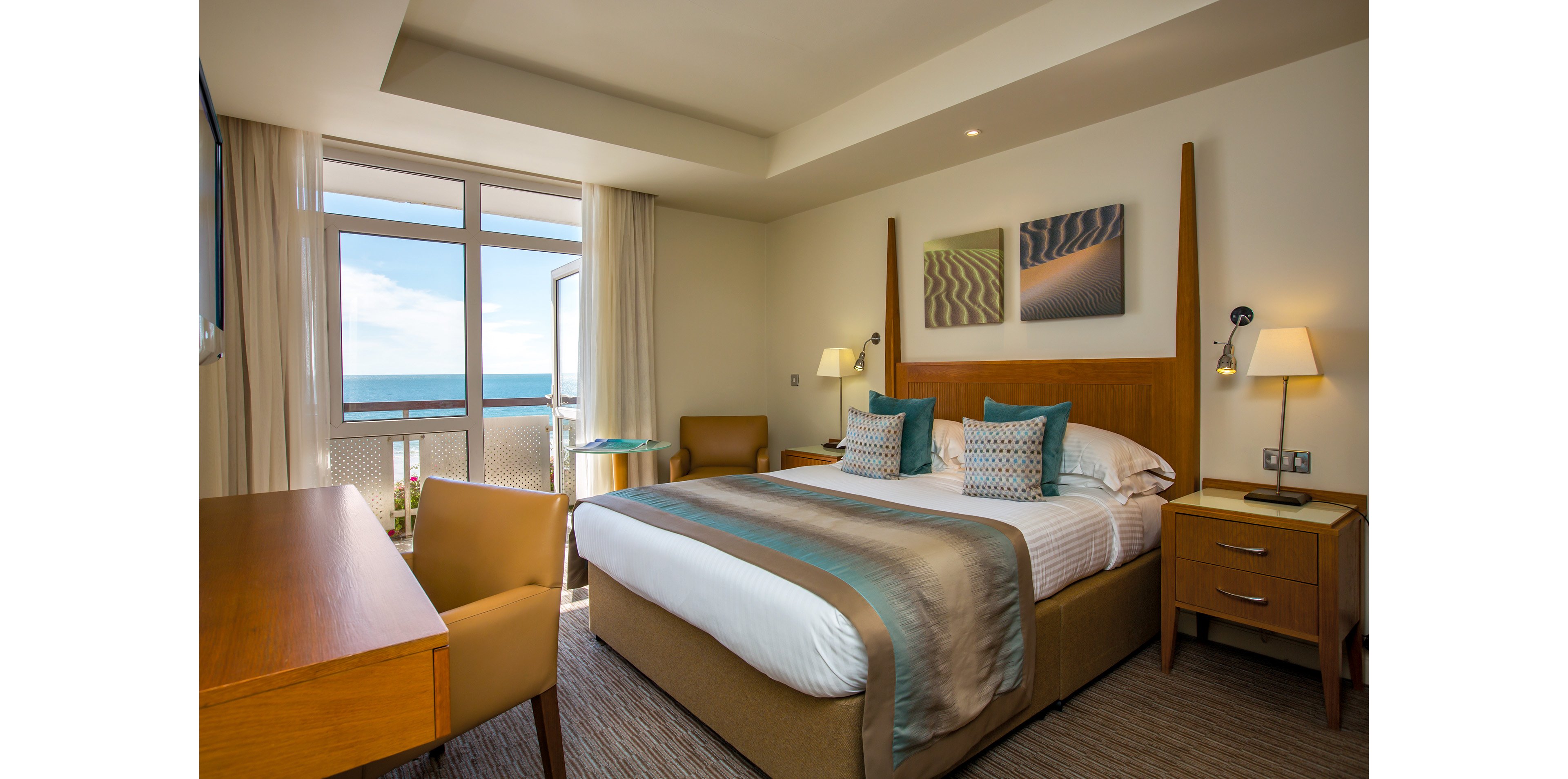 L'Horizon Beach Hotel & Spa