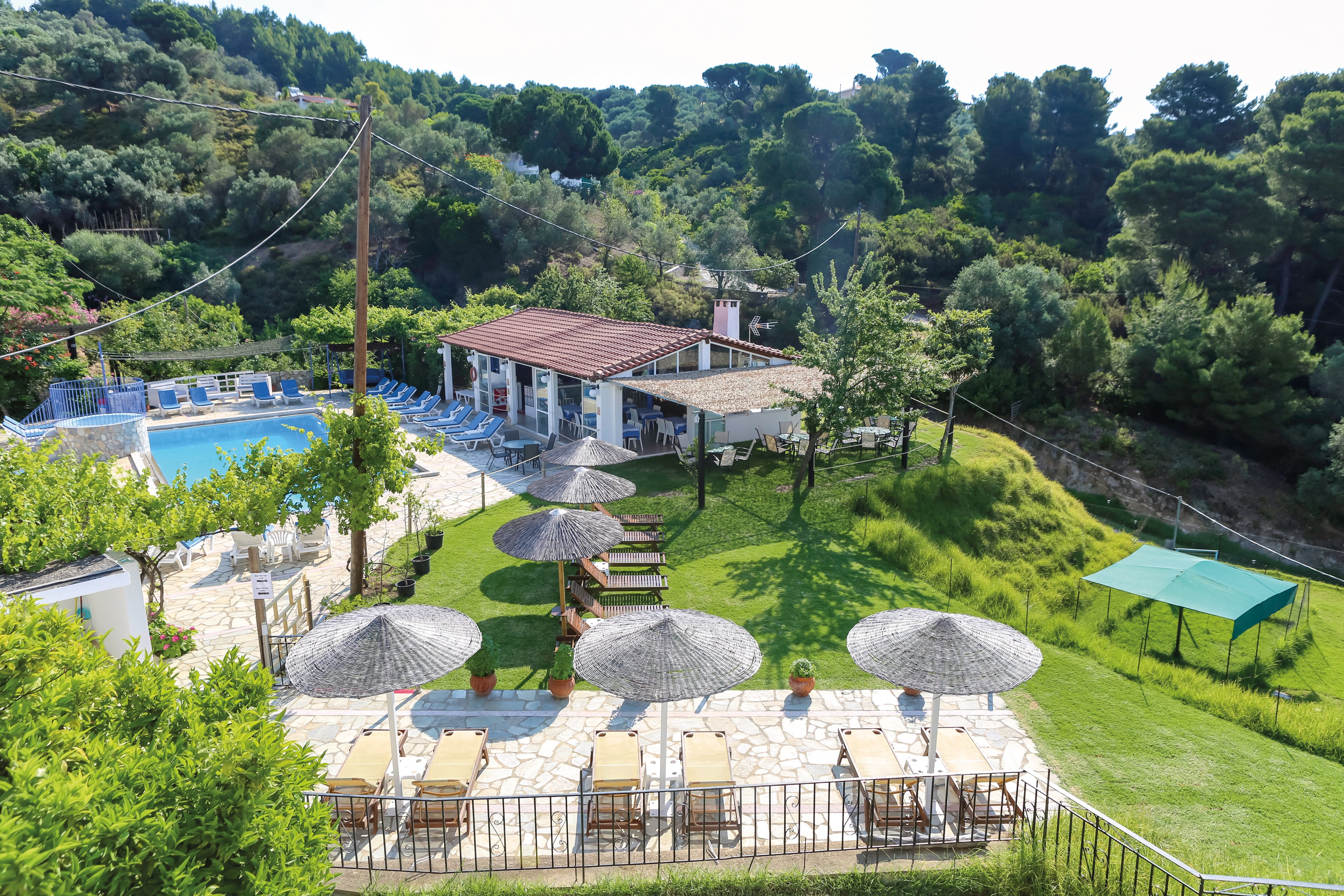 Filia Studios & Apartments