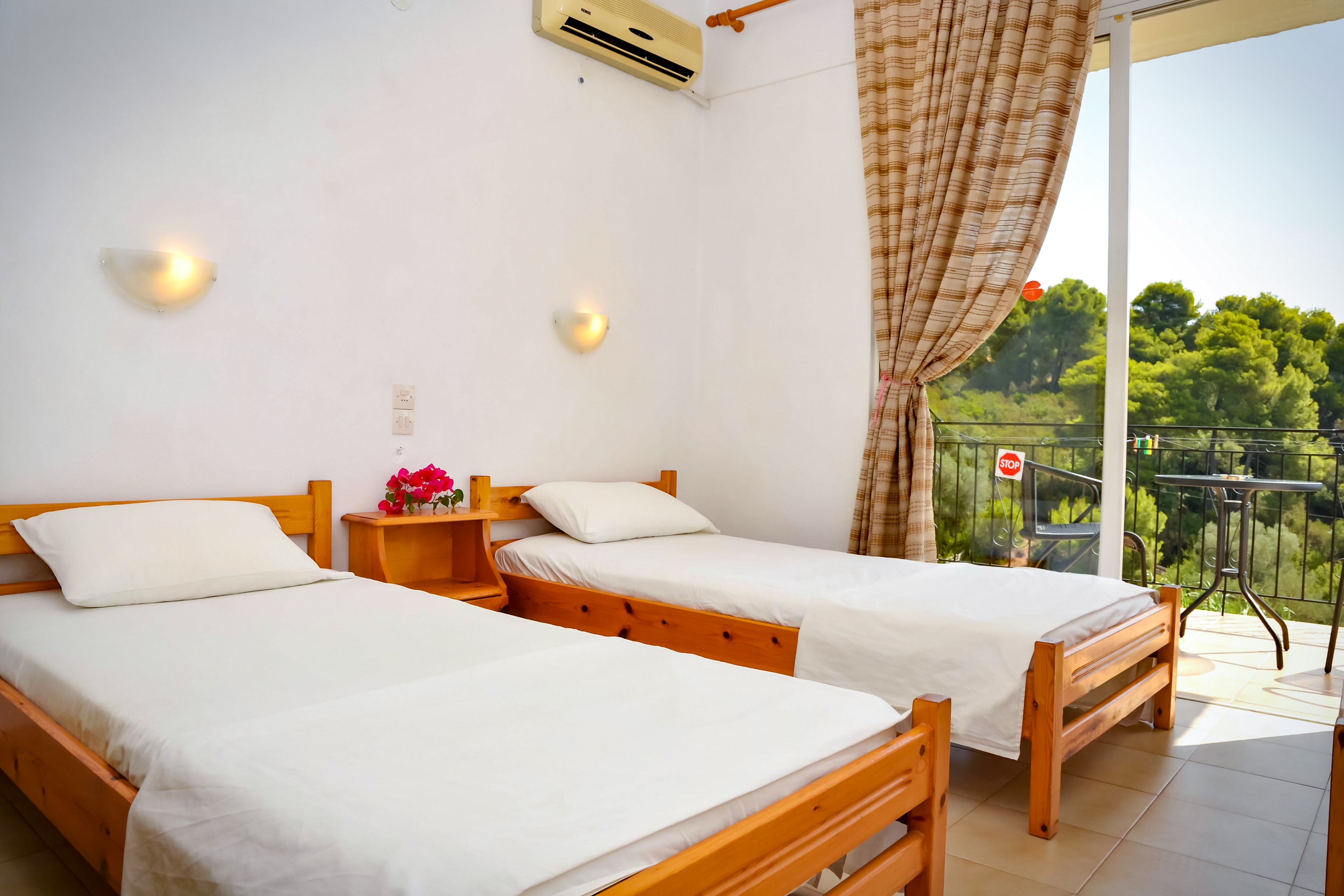 Filia Studios & Apartments