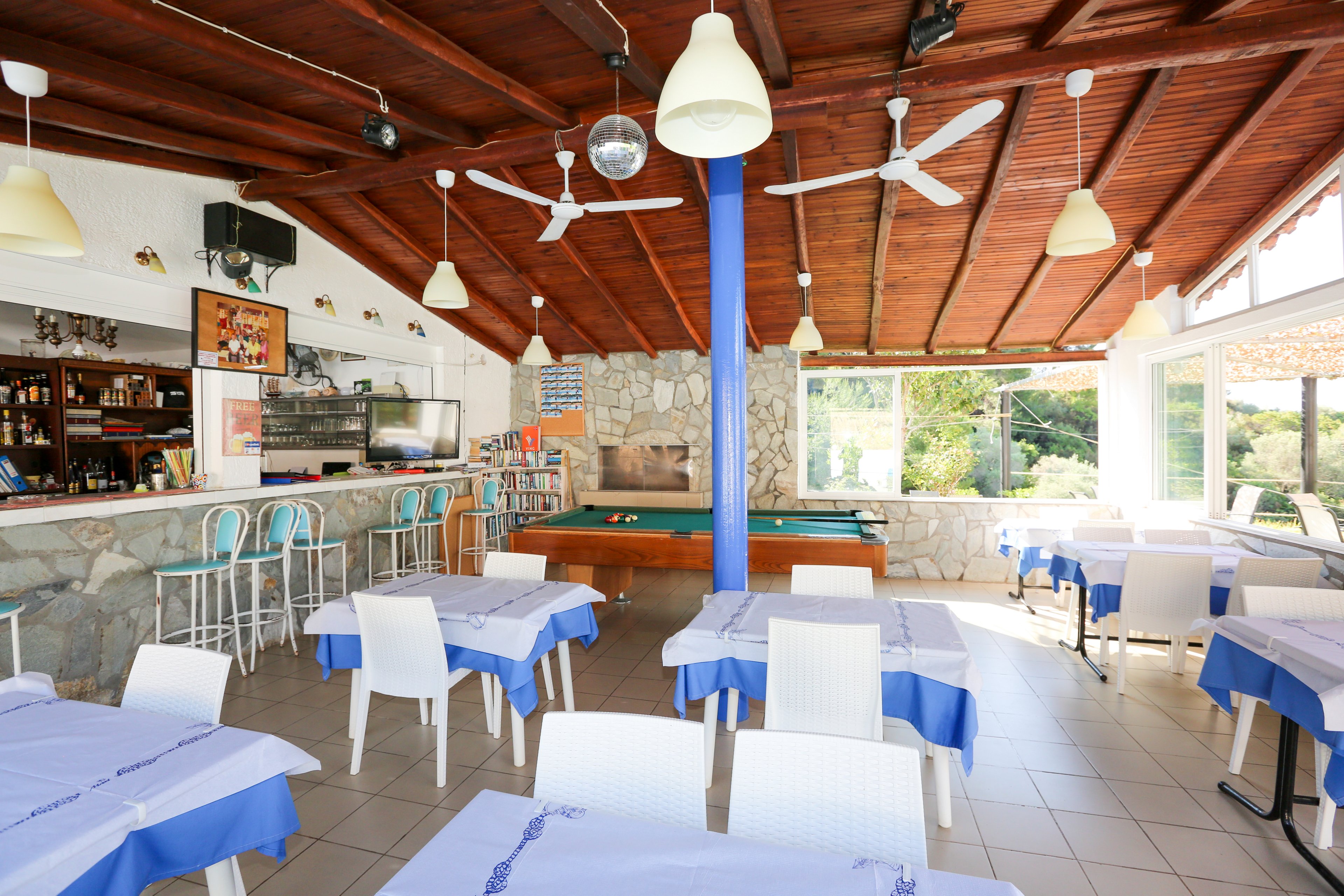 Filia Studios & Apartments