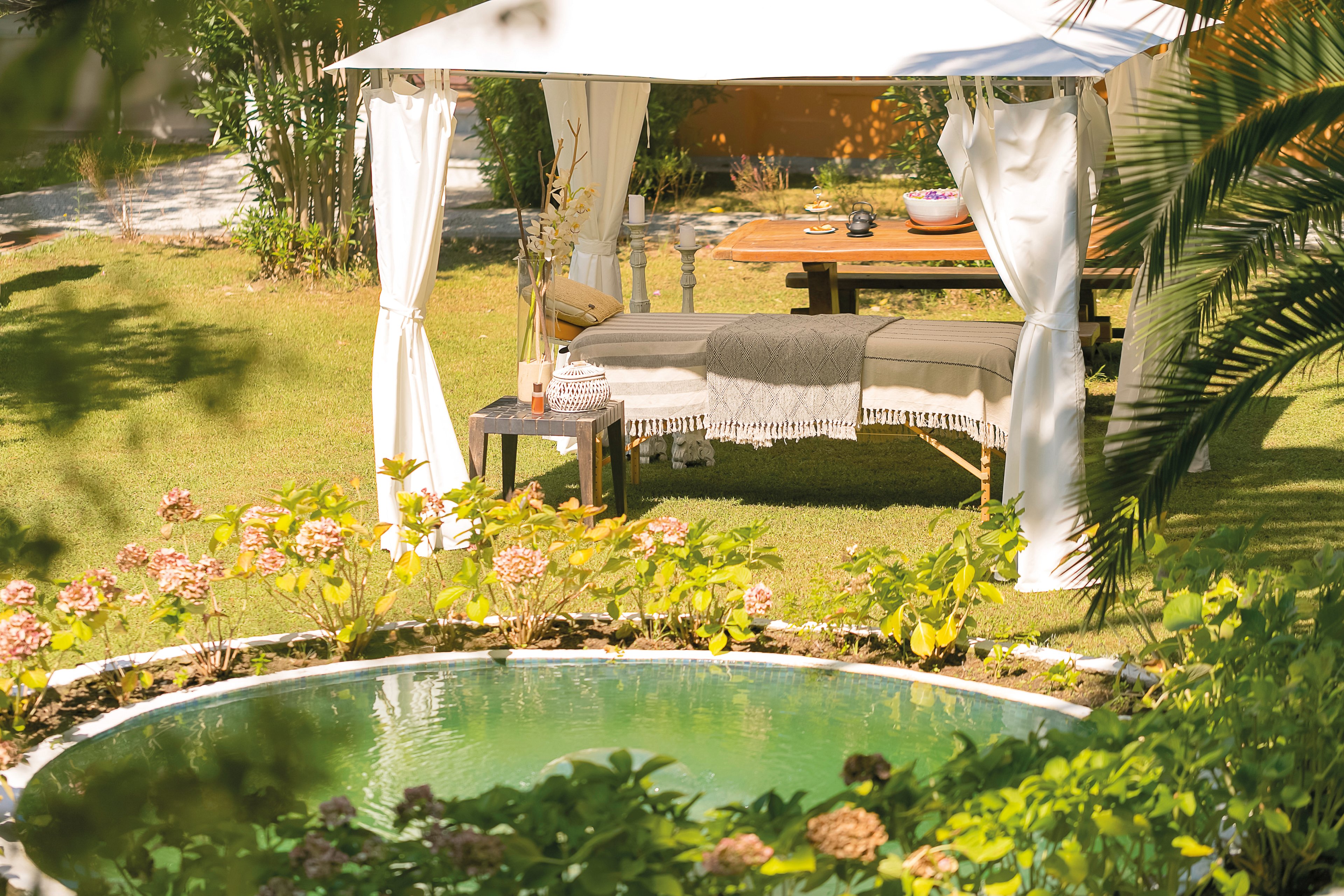 Mandraki Village Hotel