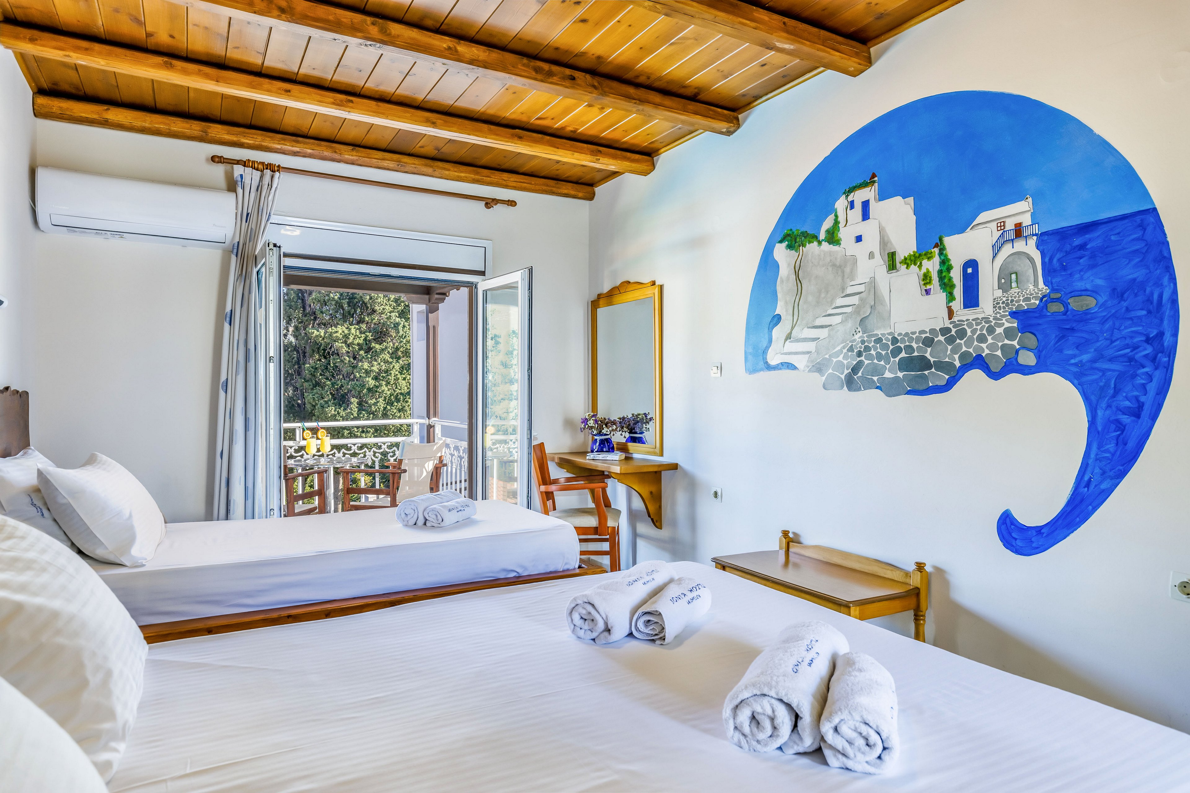 Ionia Hotel