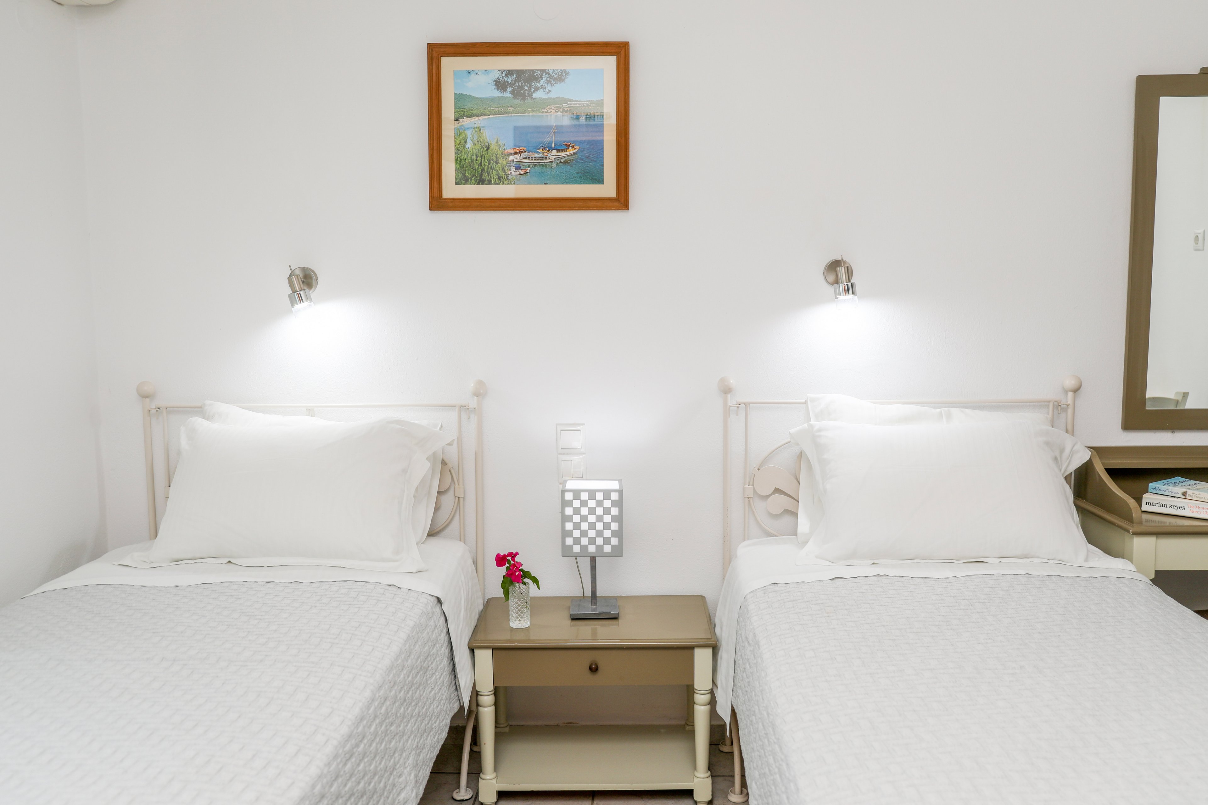 Magda Studios & Apartments