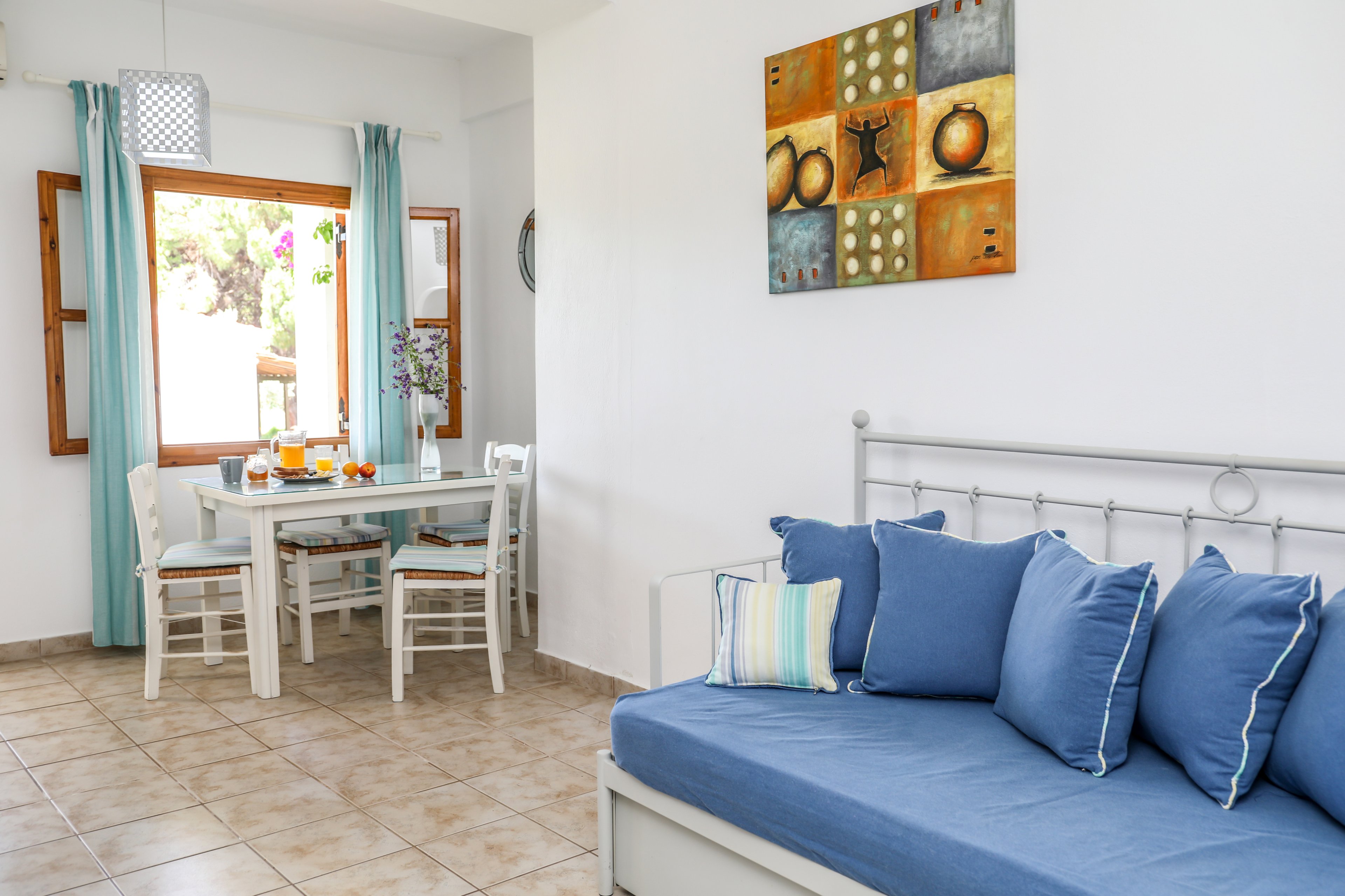 Magda Studios & Apartments