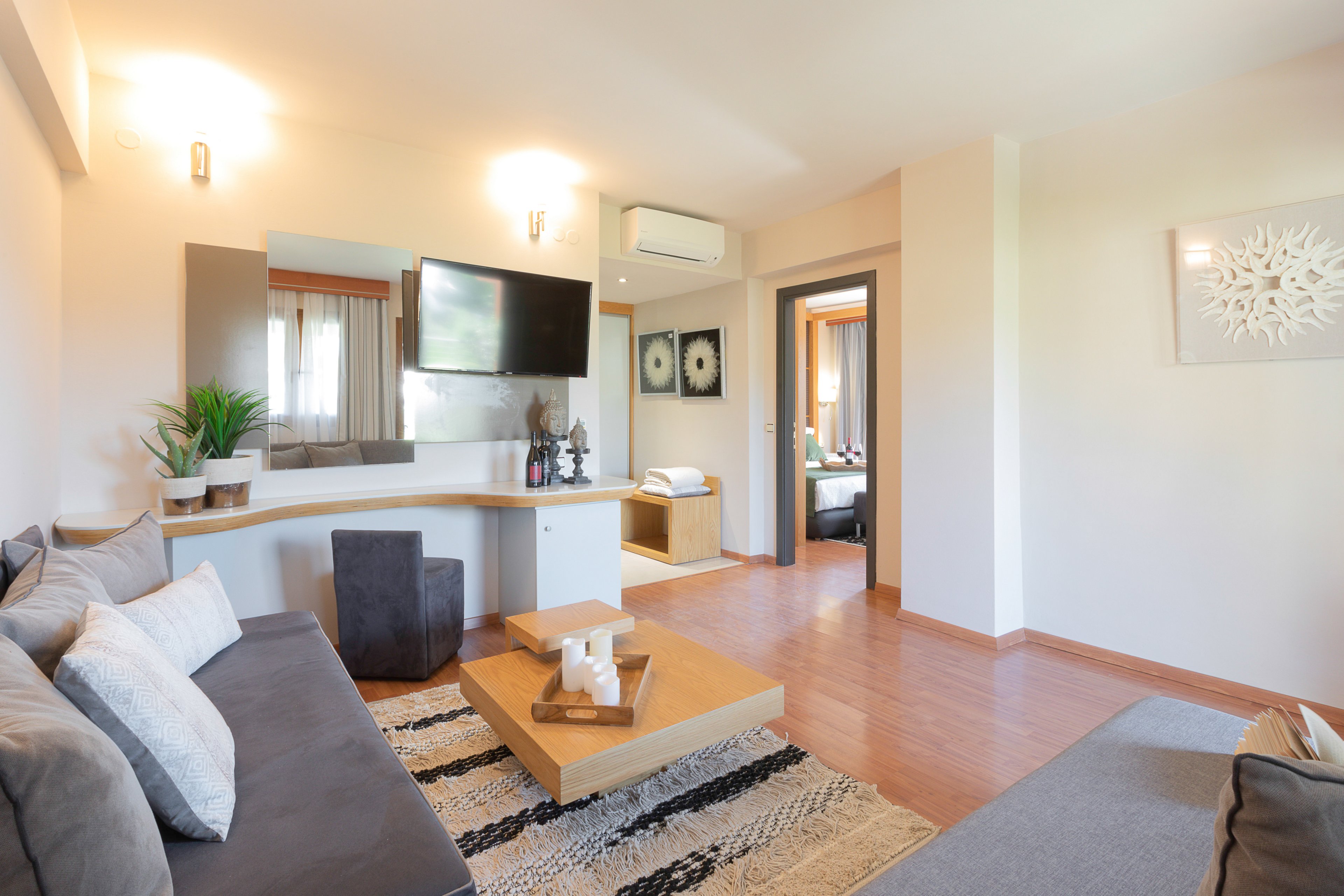 La Piscine Art Hotel