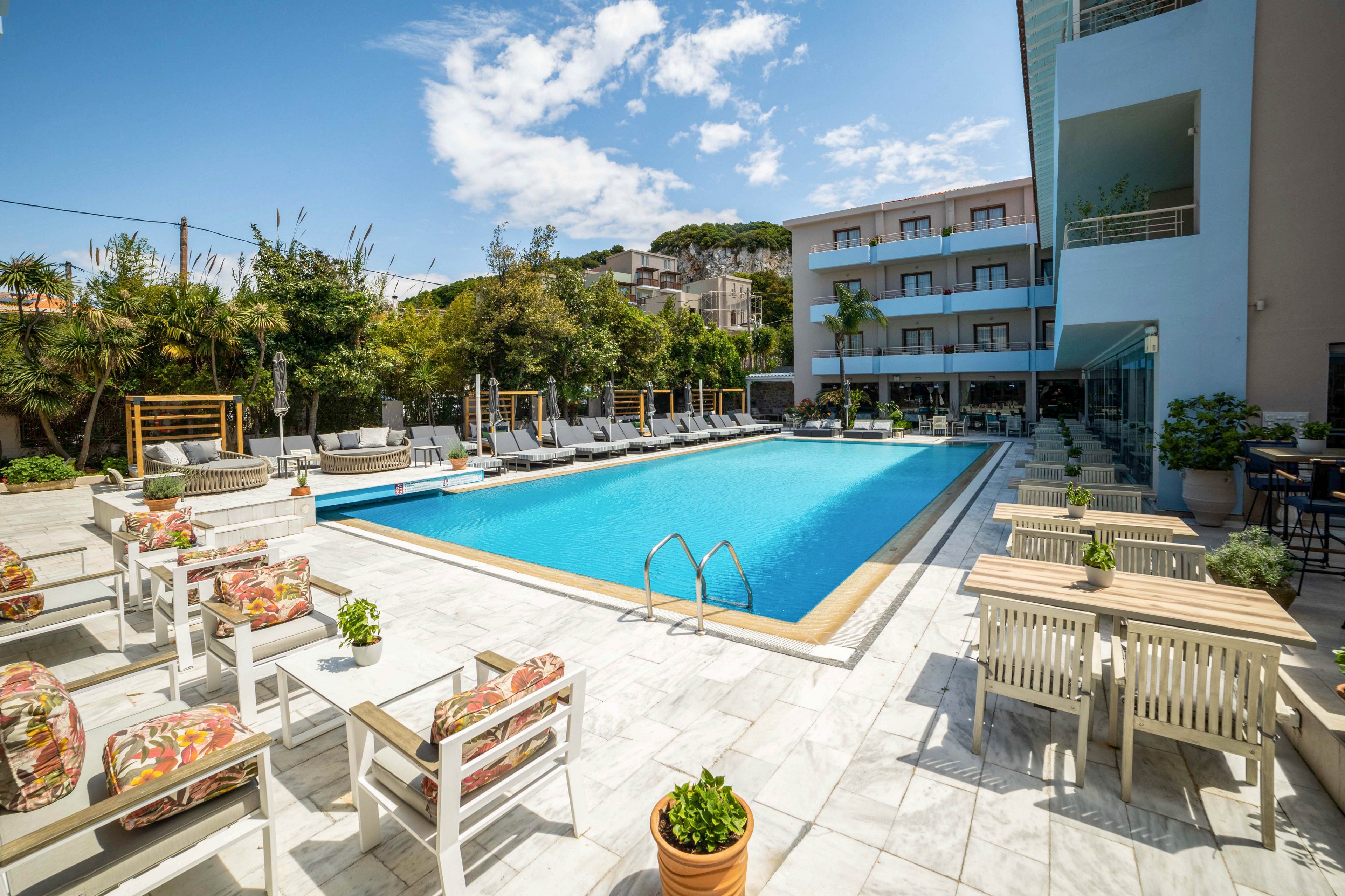 La Piscine Art Hotel