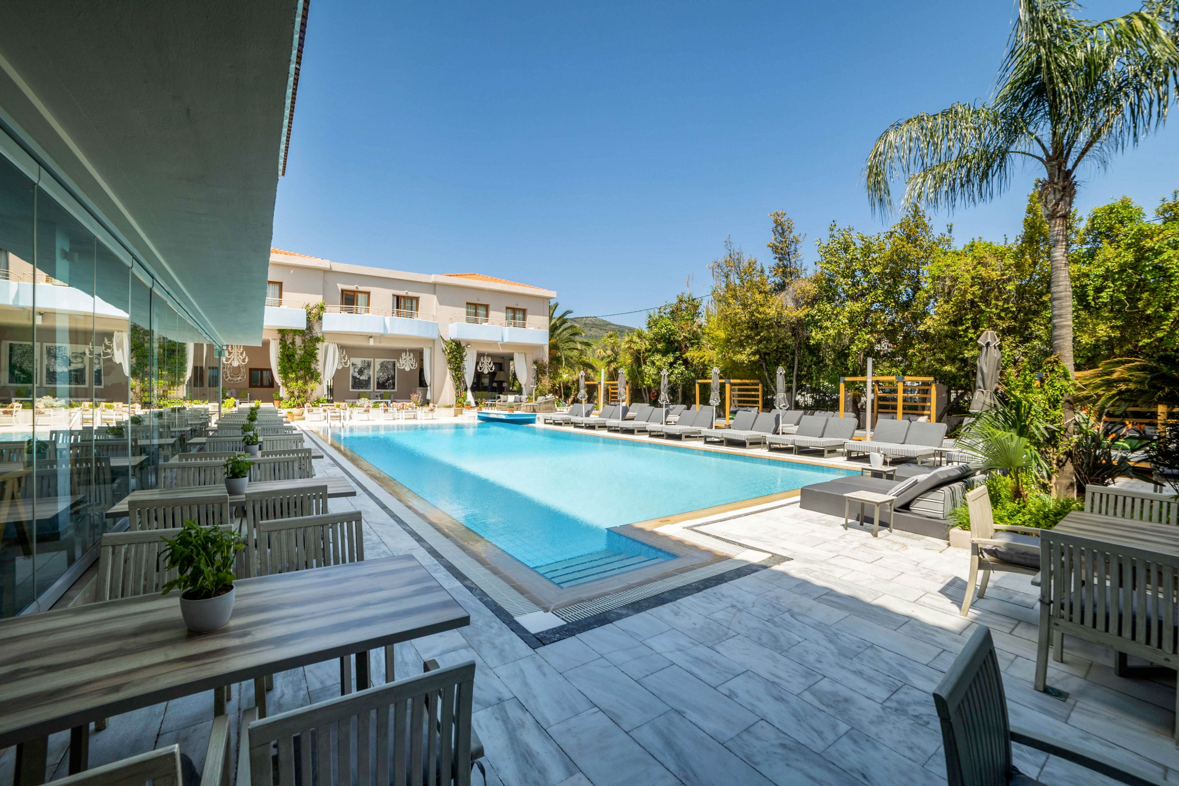 La Piscine Art Hotel