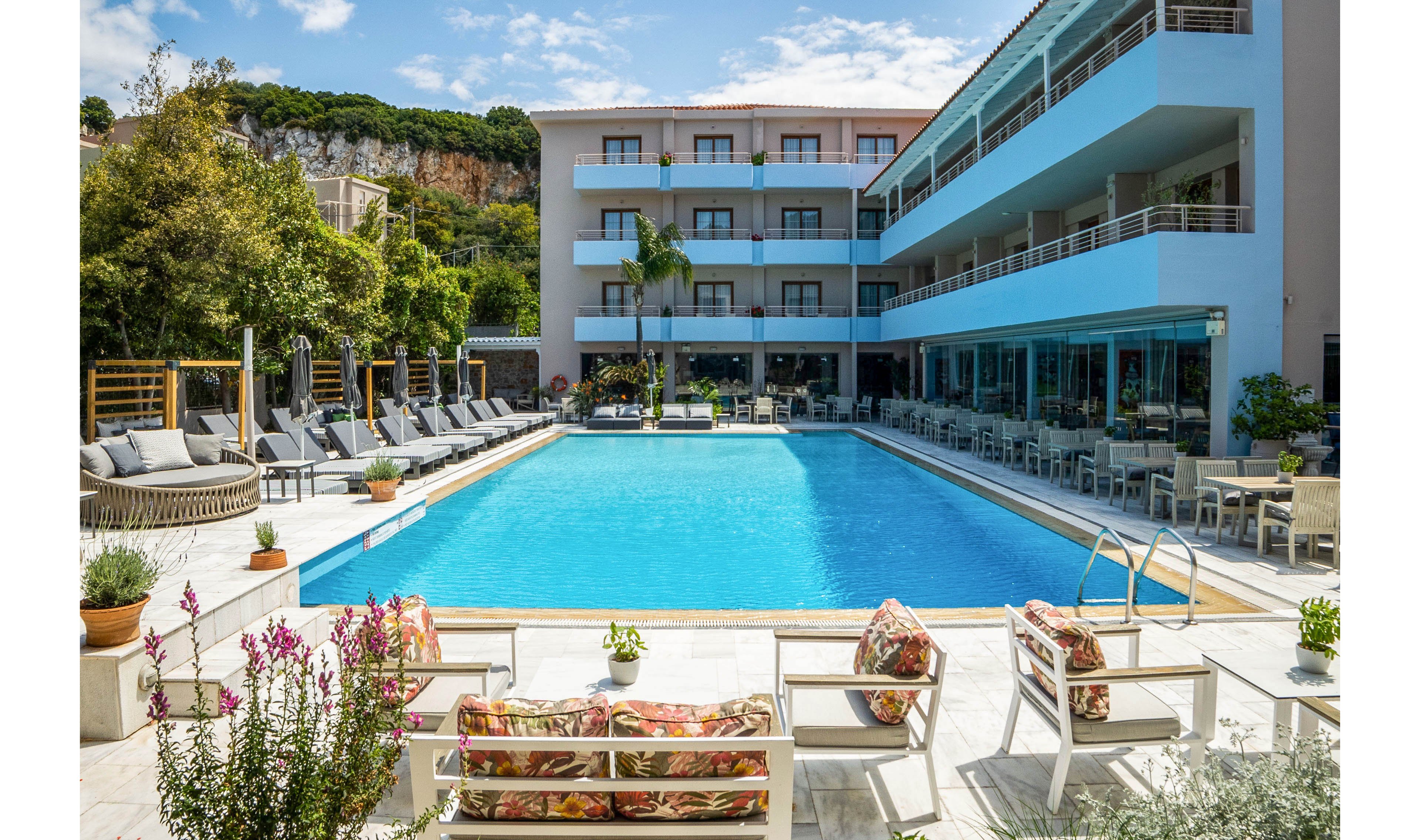 La Piscine Art Hotel