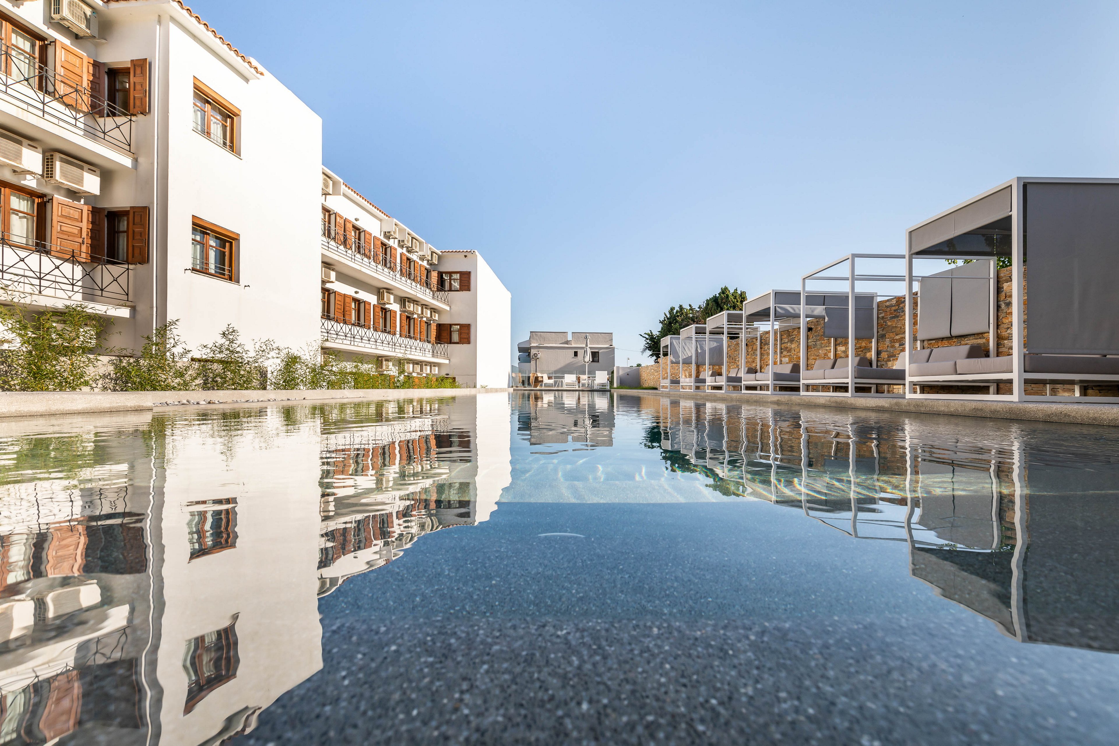 Olia Green Residence