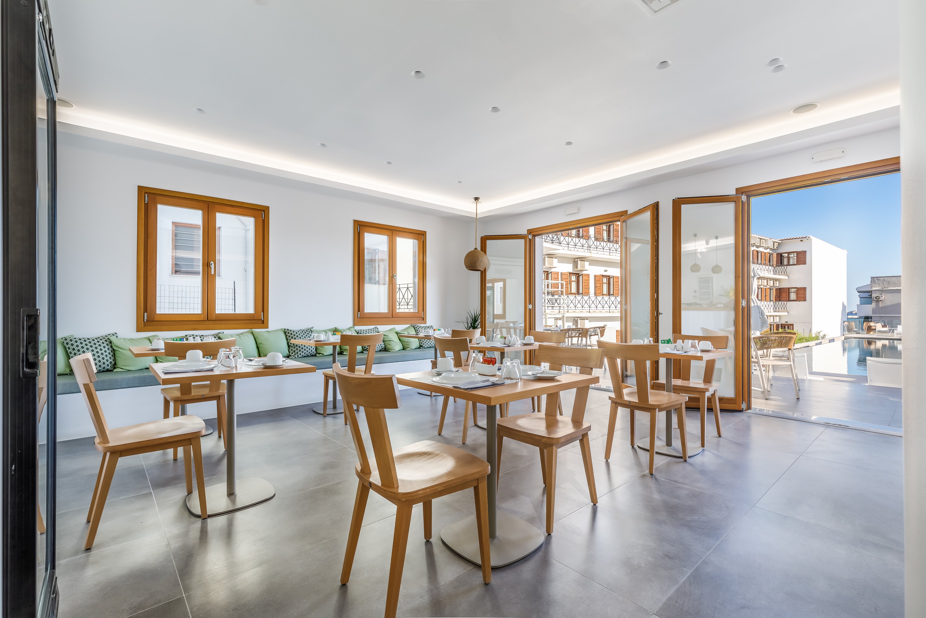 Olia Green Residence