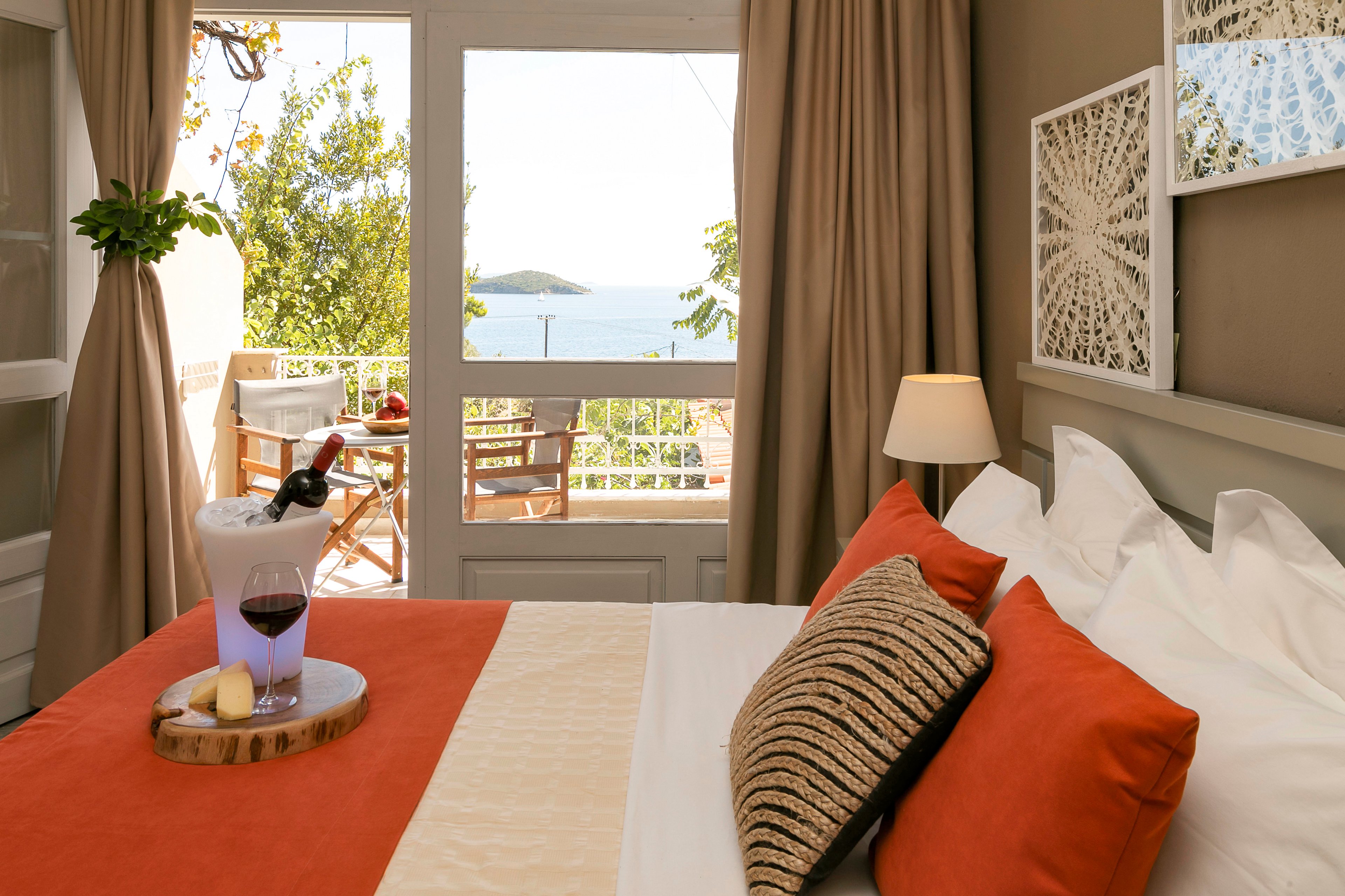 Irida Aegean View Hotel