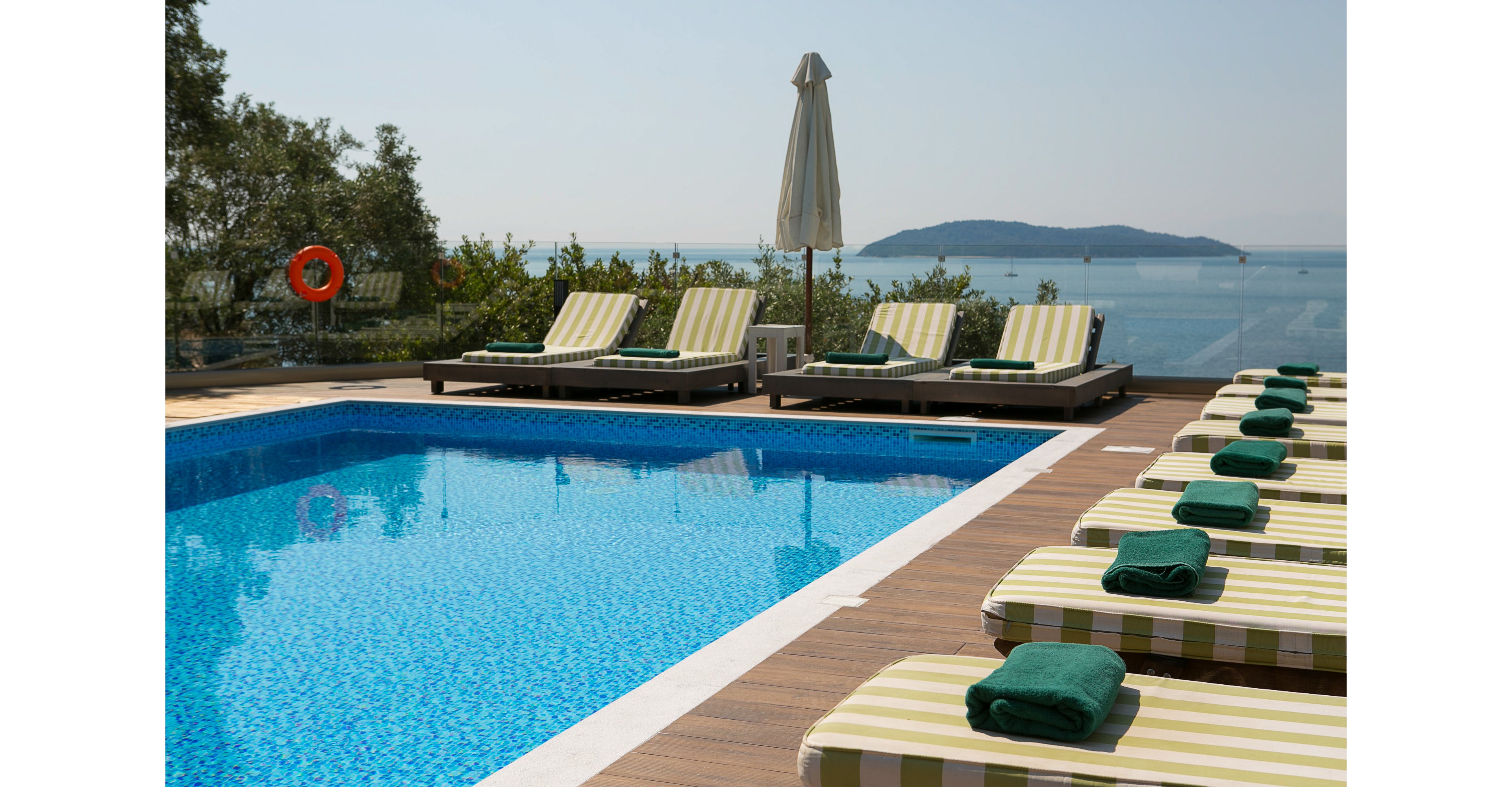 Irida Aegean View Hotel