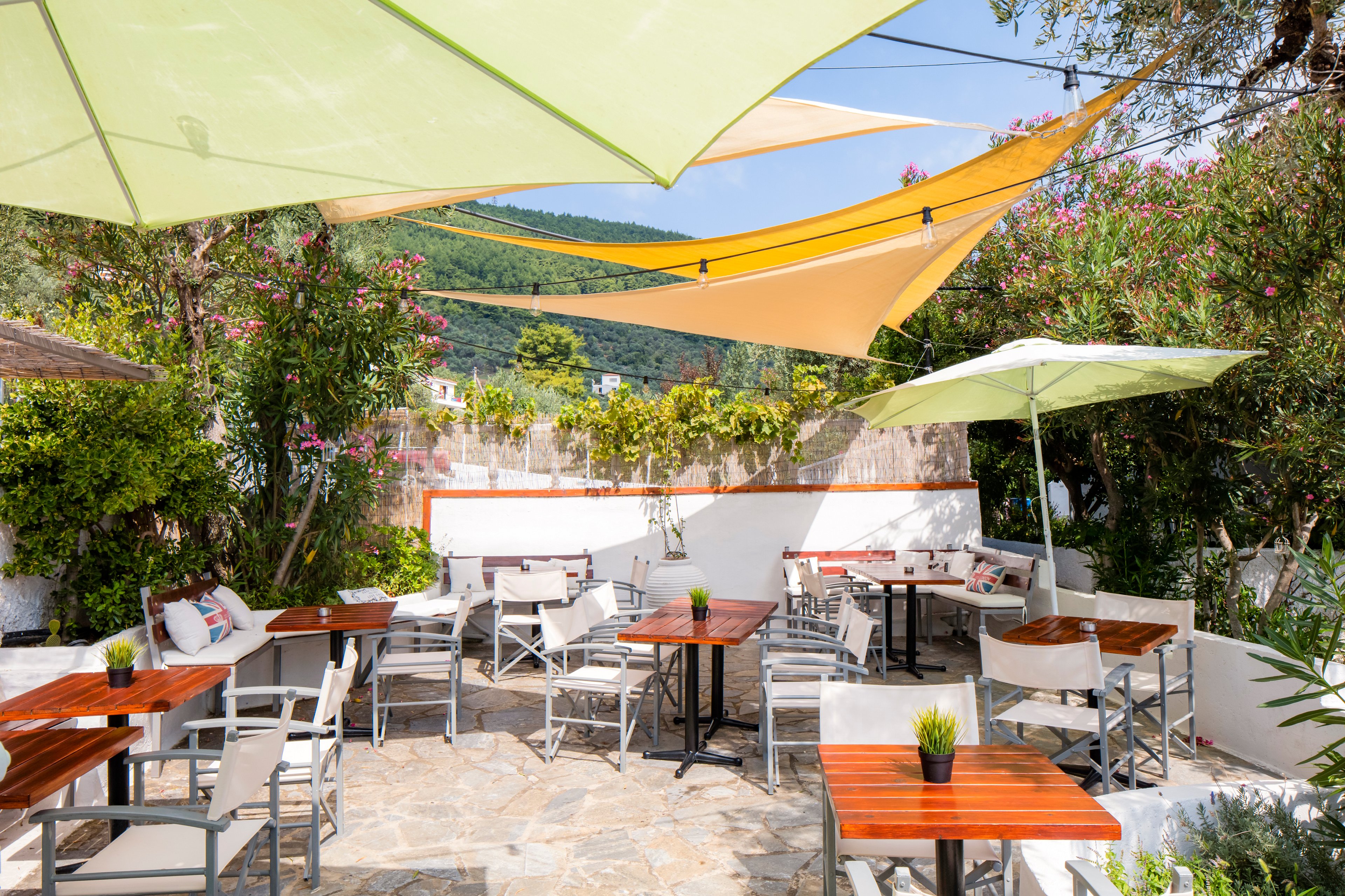 Nicolas Studios & Apartments