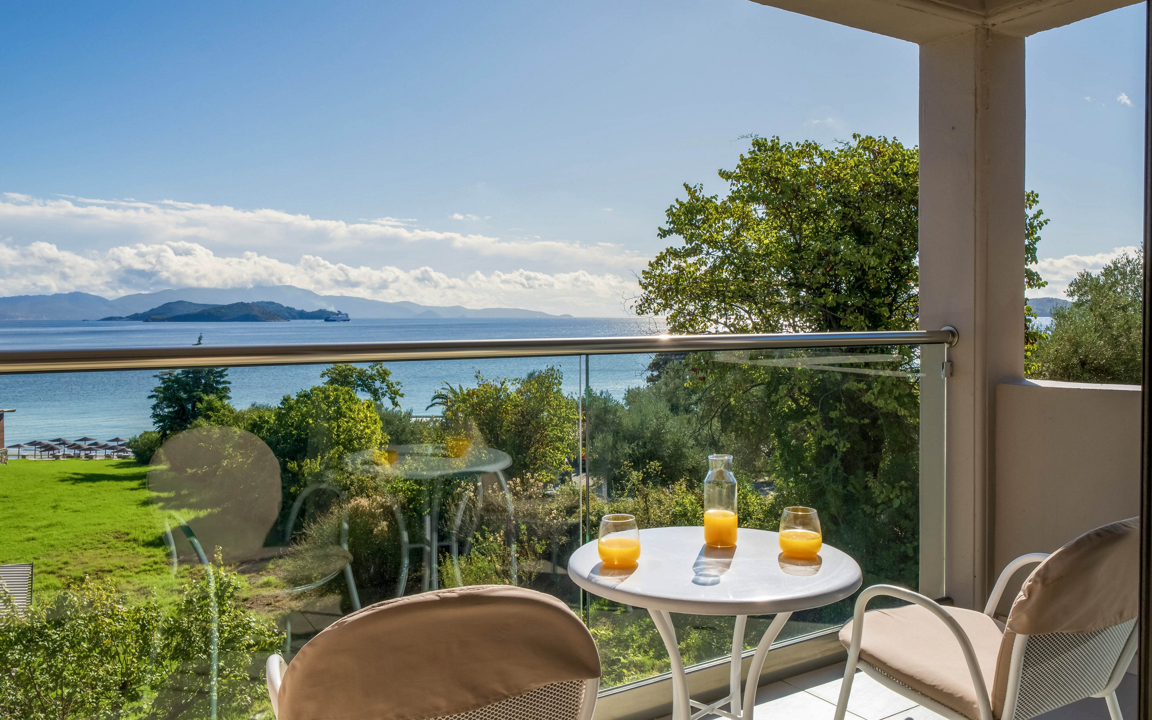 Kassandra Bay Resort & Spa