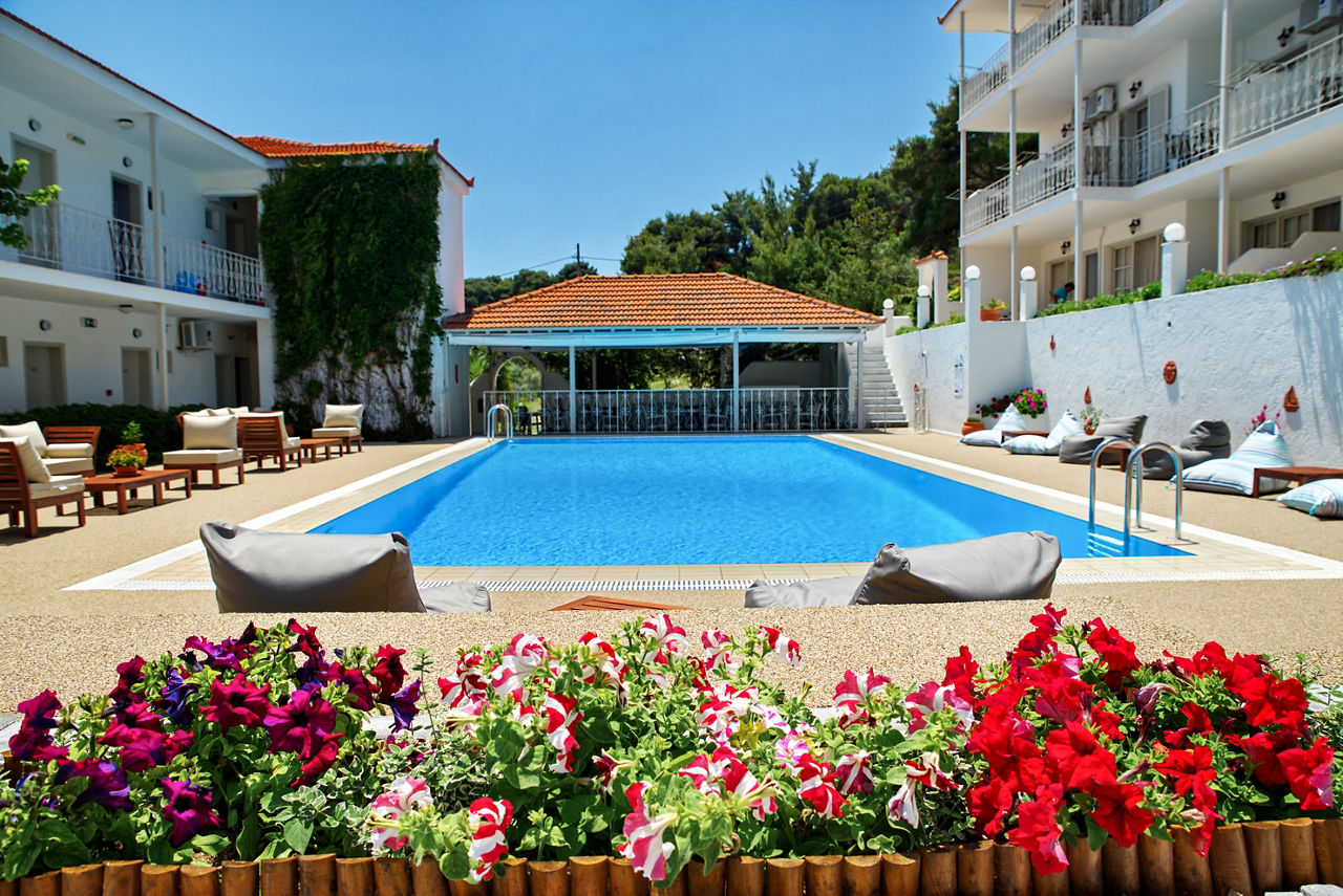 Nereides Hotel Apartments