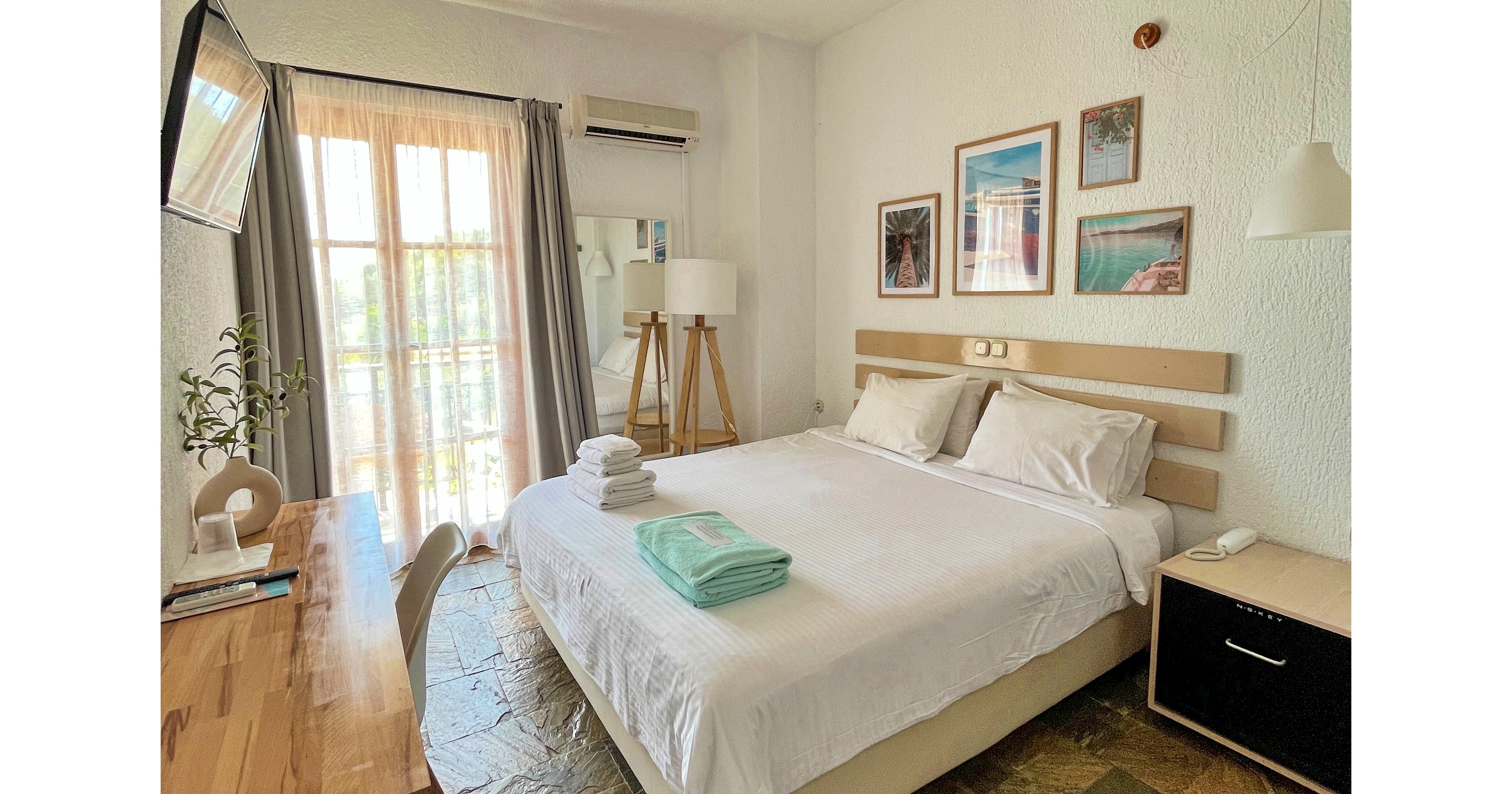 Panormos Beach Hotel