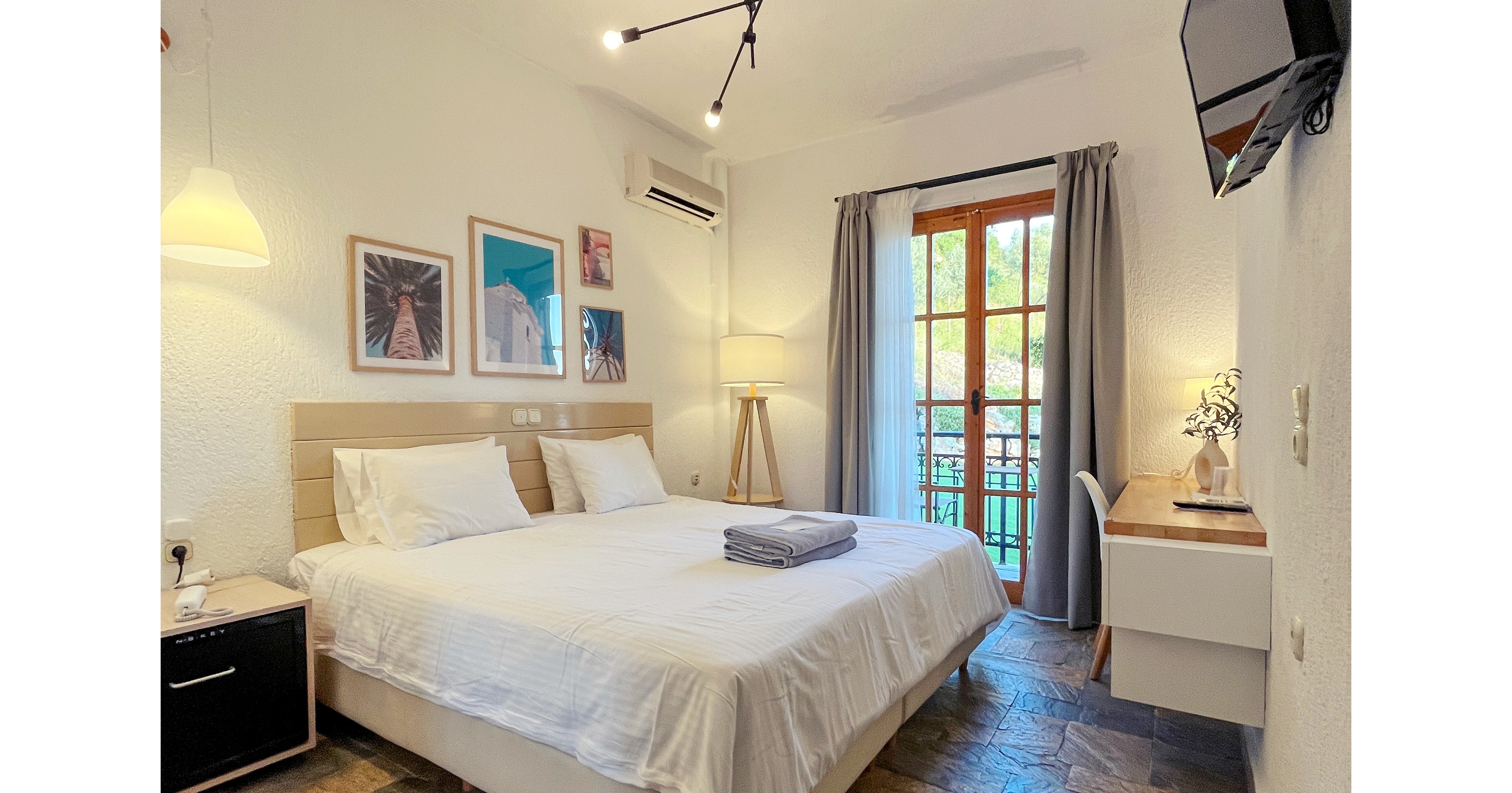 Panormos Beach Hotel