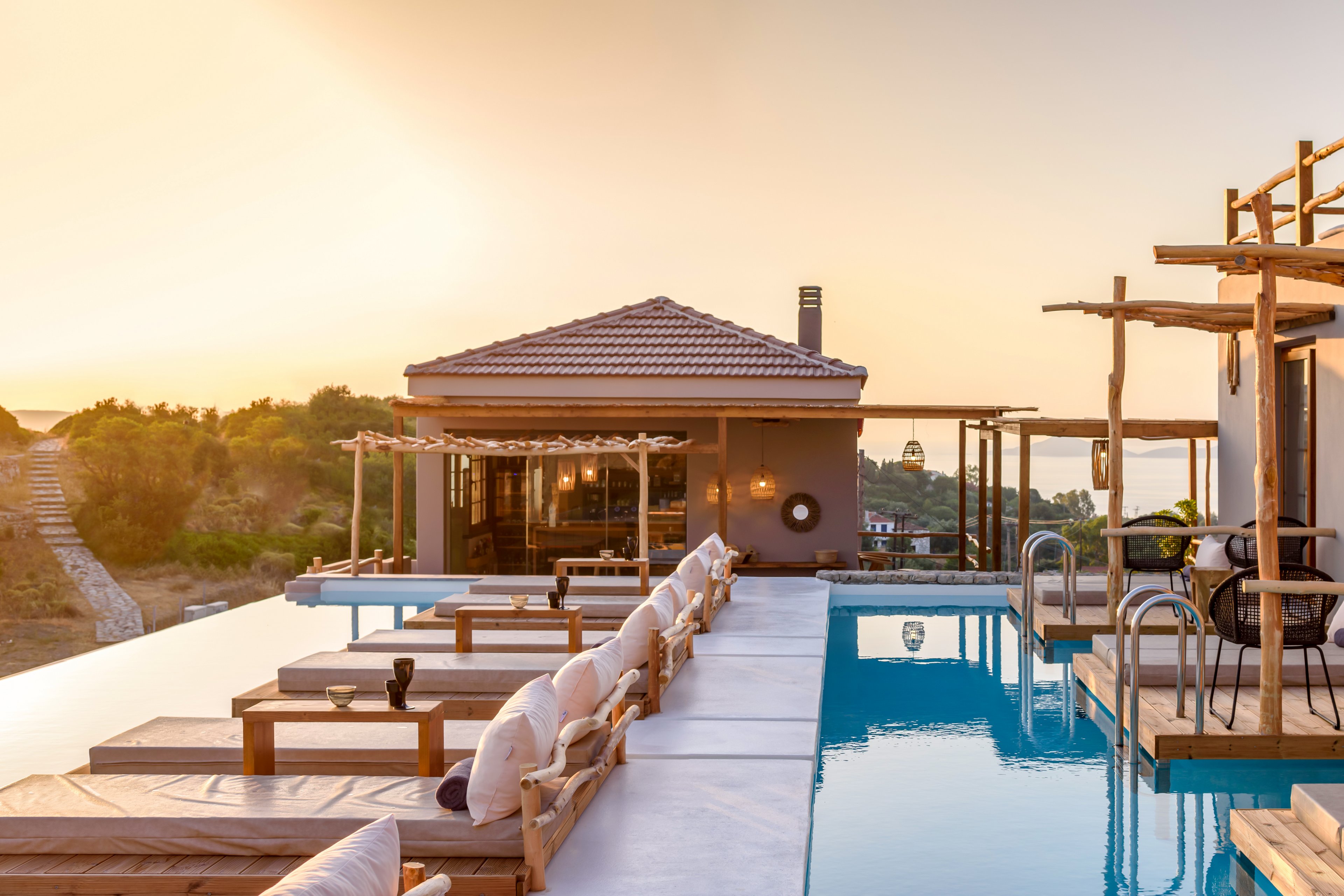 Aletri Swim Up Boutique Hotel