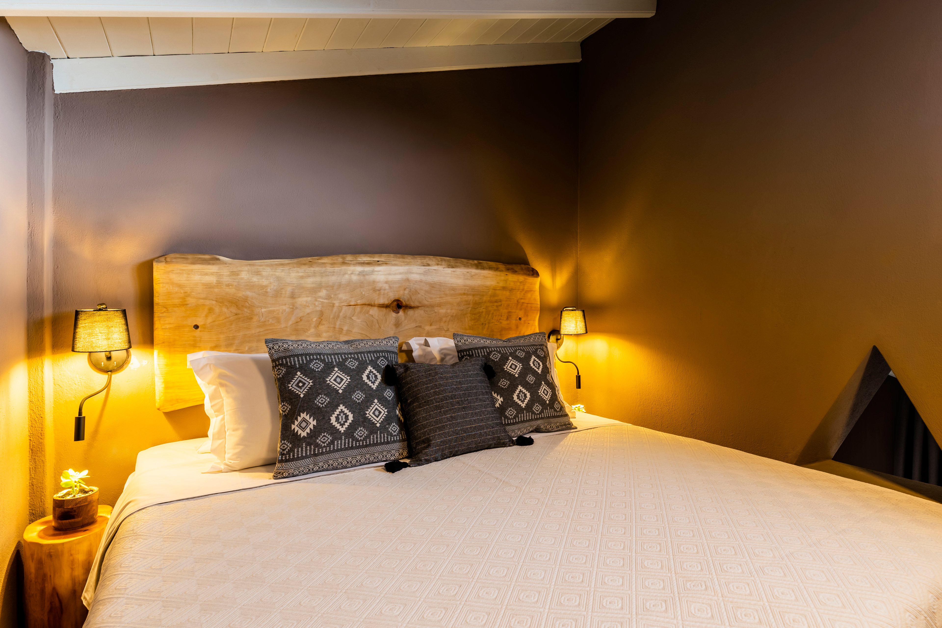 Skiathos Avaton Suites & Villas