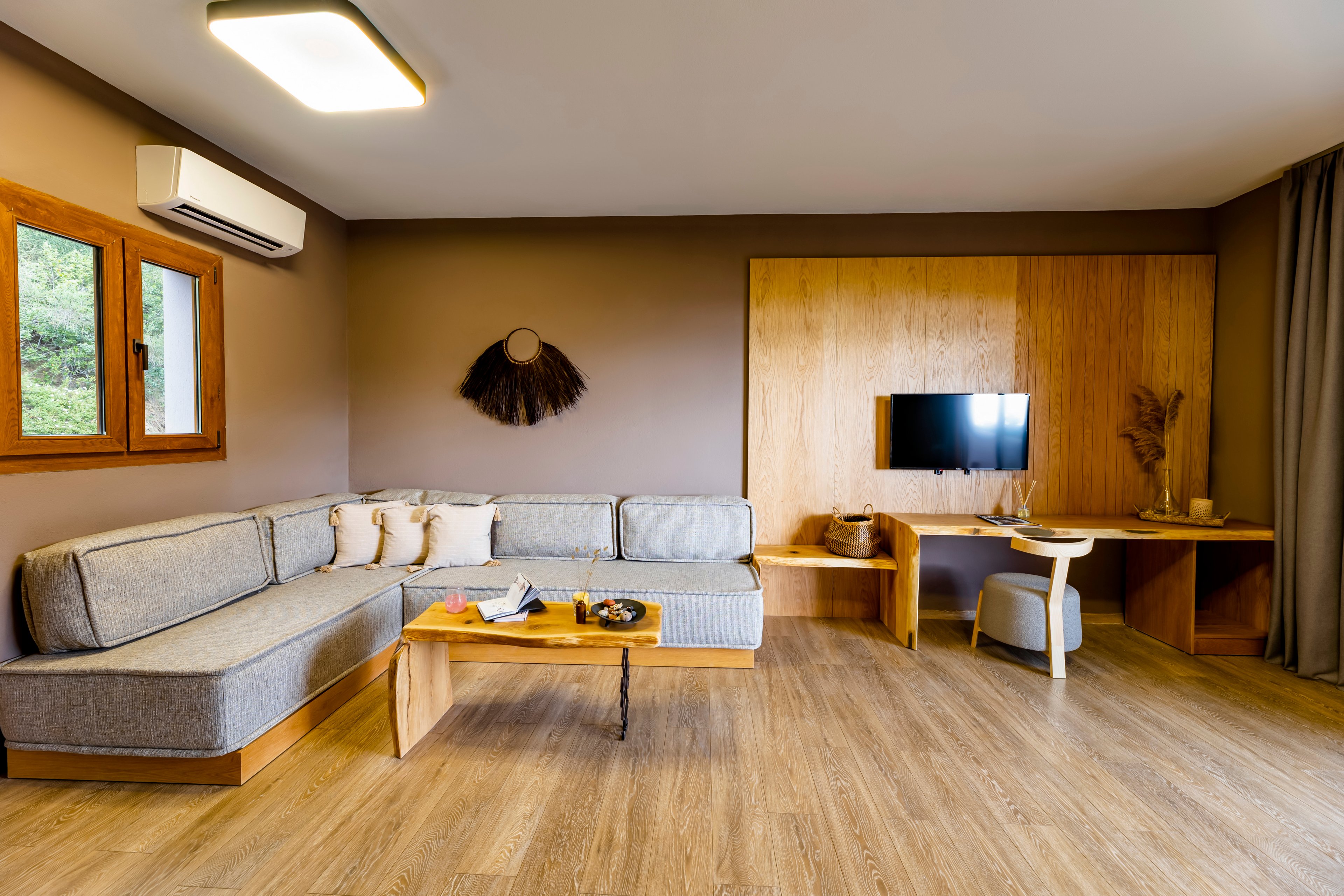 Skiathos Avaton Suites & Villas