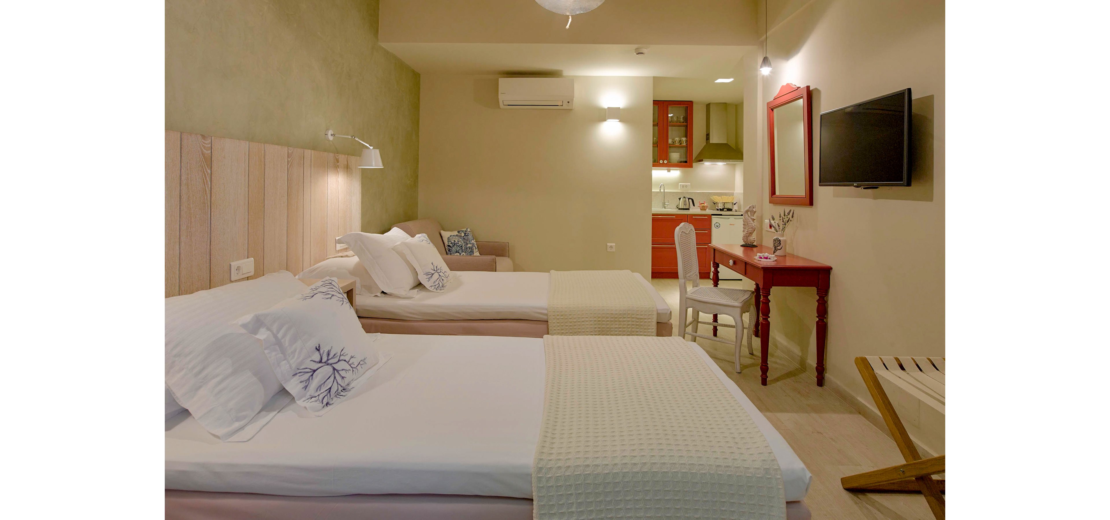 Konstantina Boutique Studios