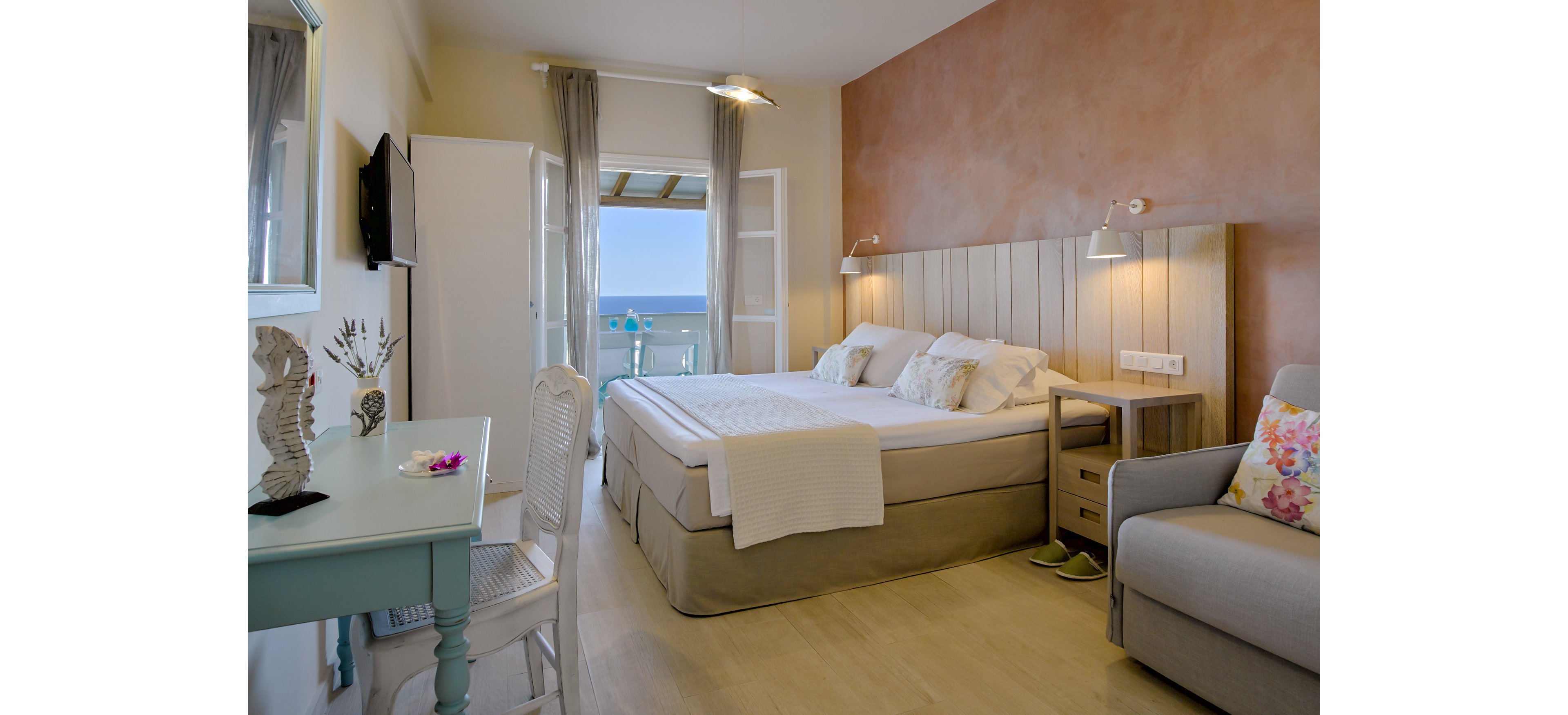 Konstantina Boutique Studios