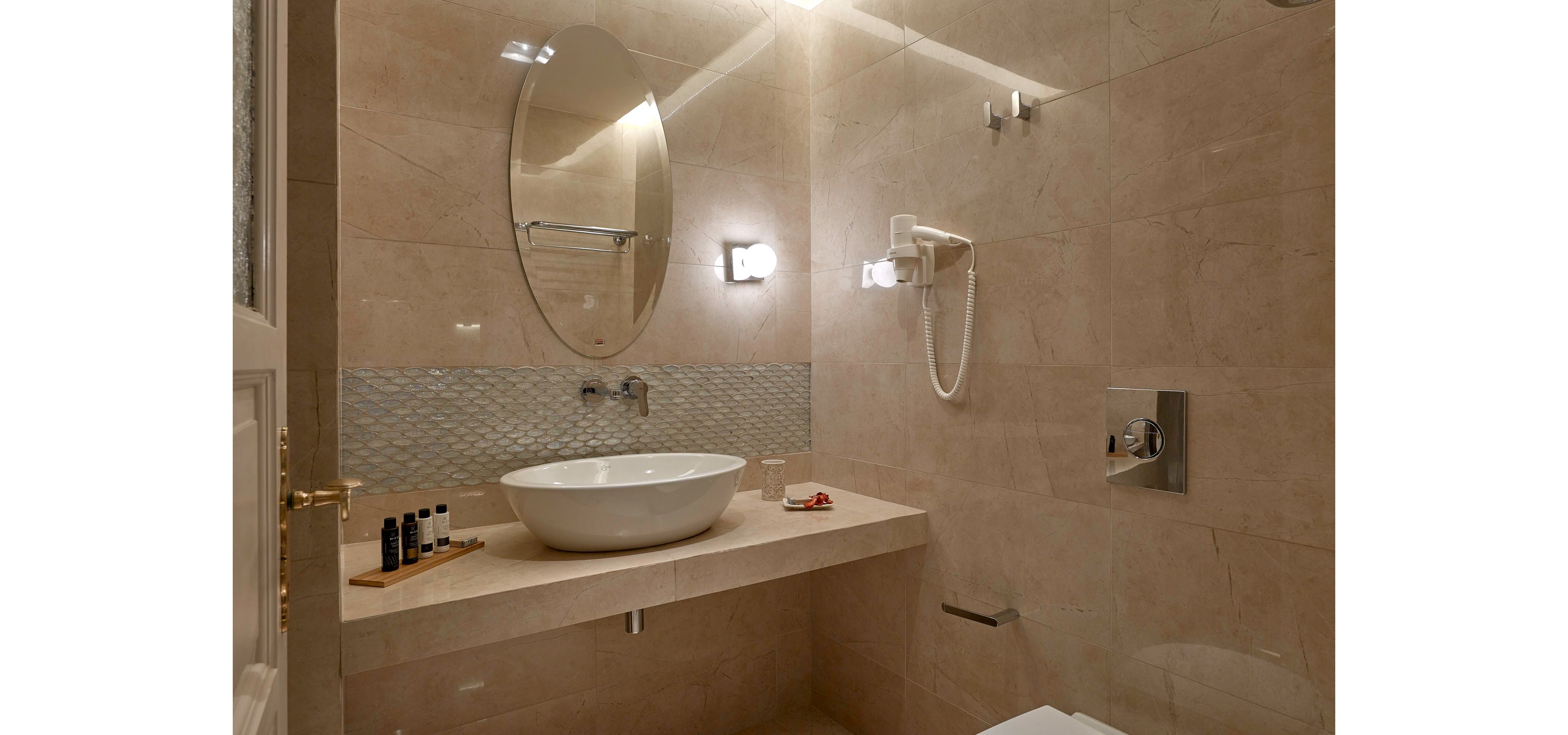 Konstantina Boutique Studios