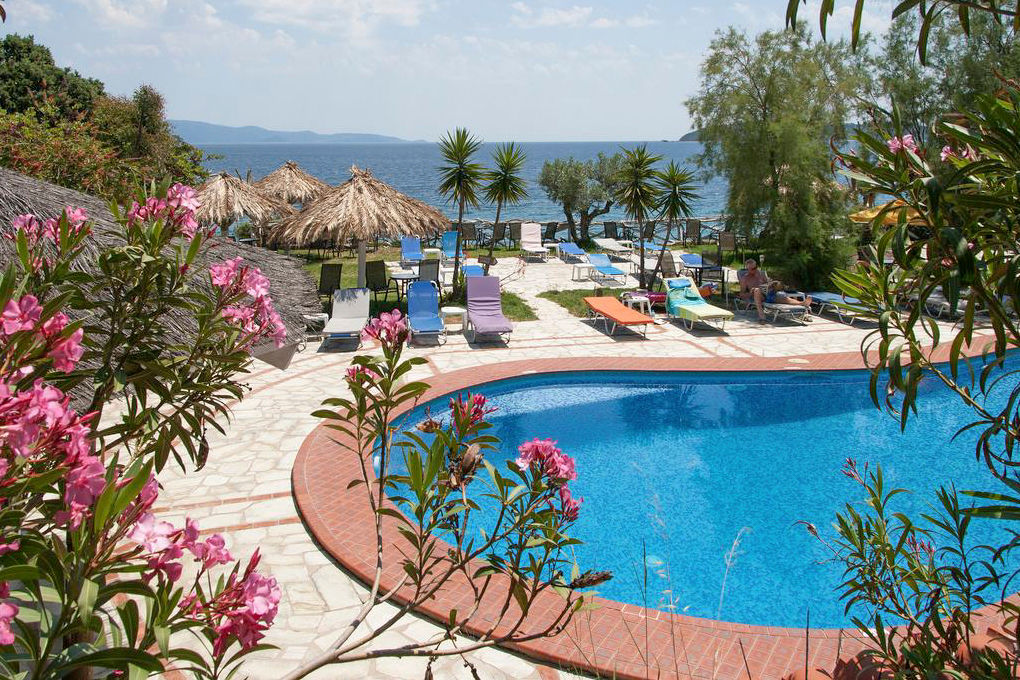 Vassilias Beach Hotel