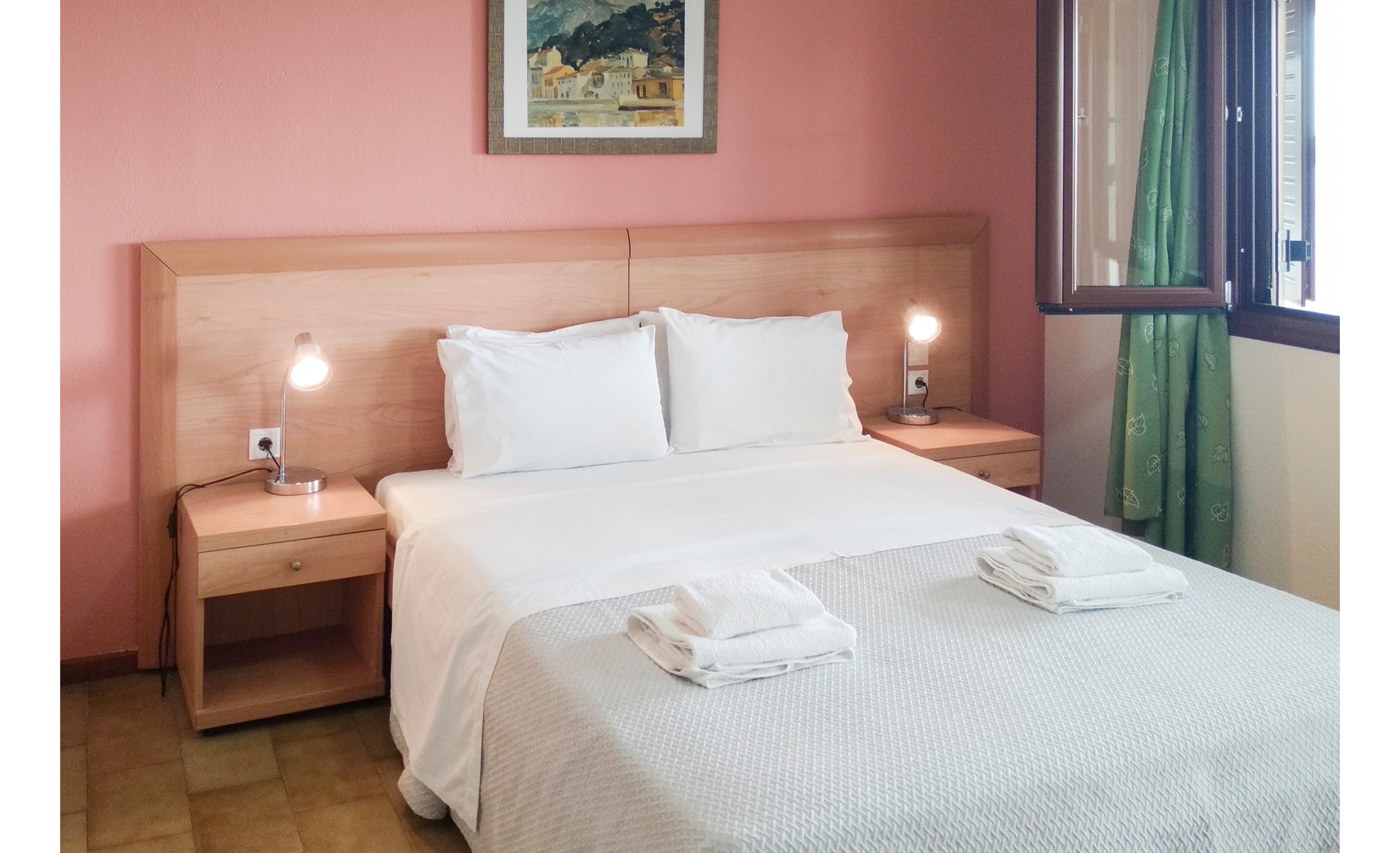 Vassilias Beach Hotel