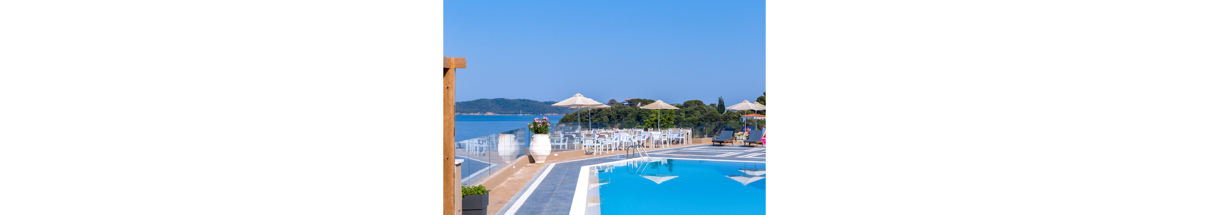 Cape Kanapitsa Hotel