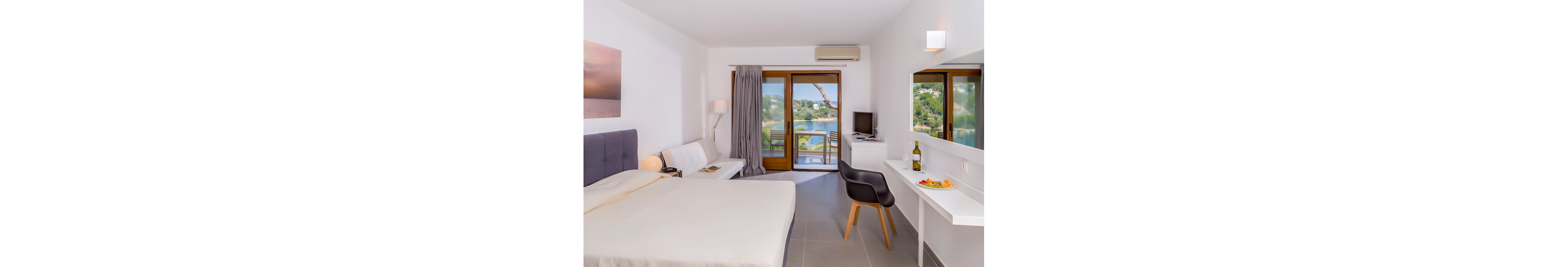 Cape Kanapitsa Hotel