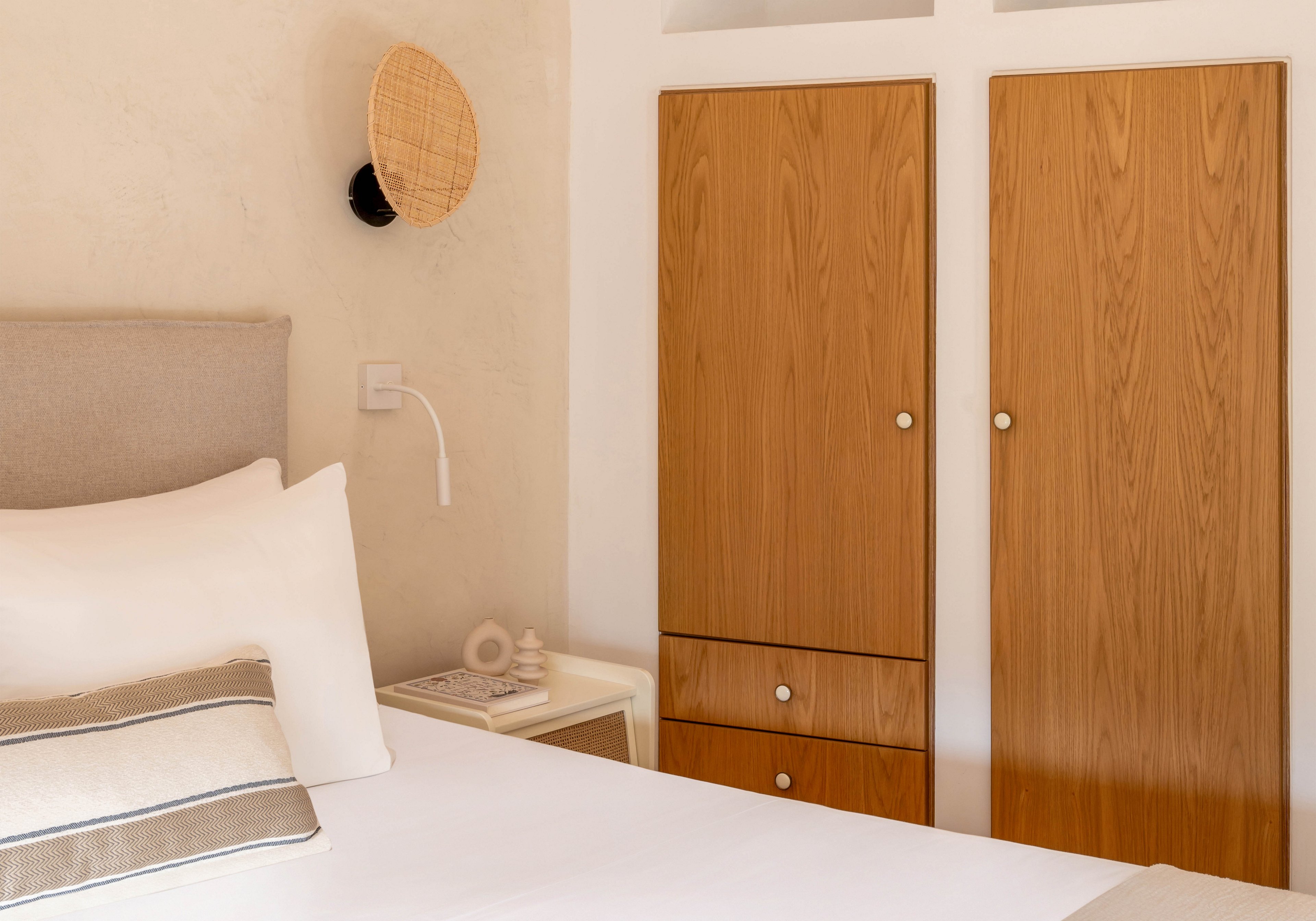 Aspronissos Skiathos