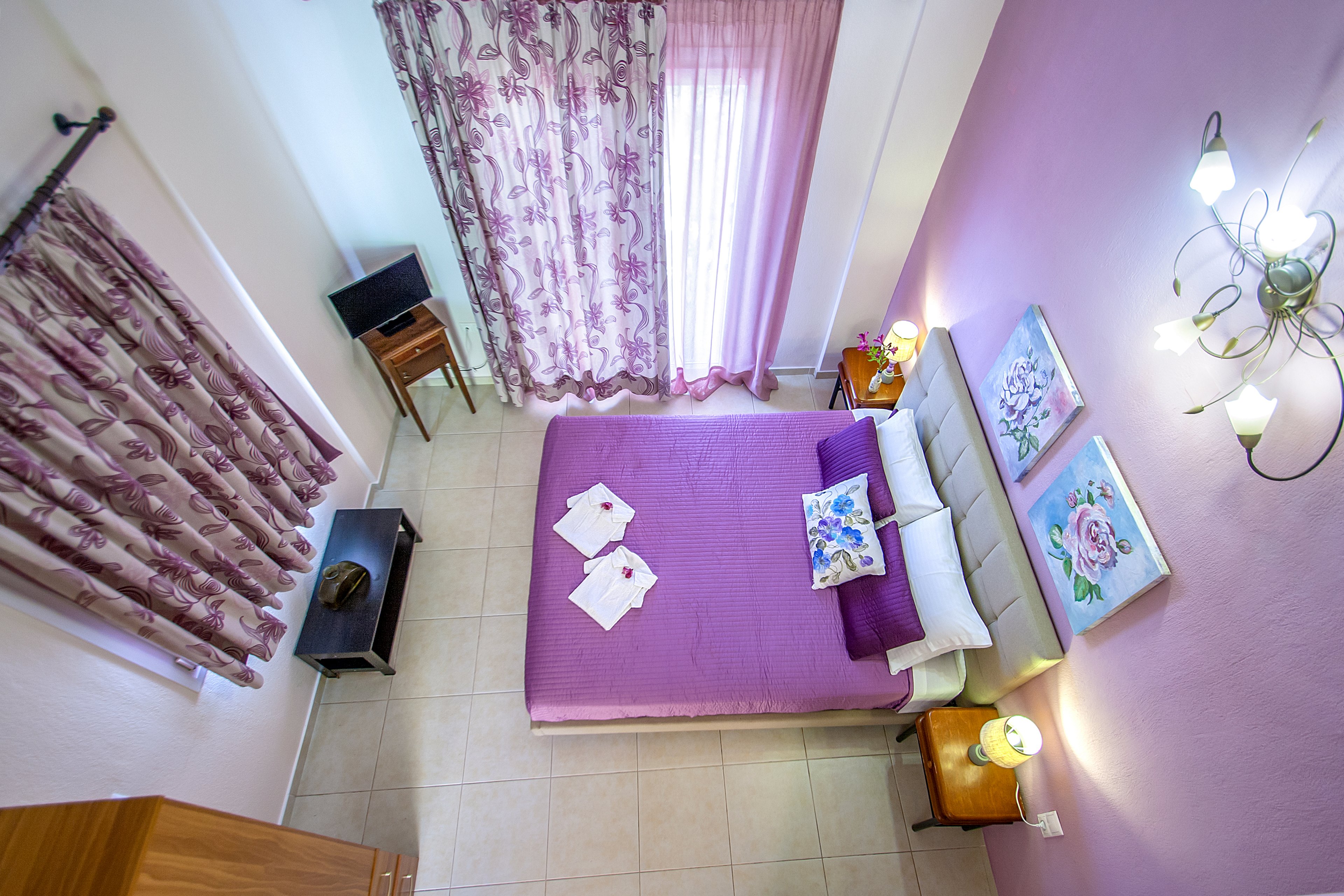 Syraina Studios and Rooms