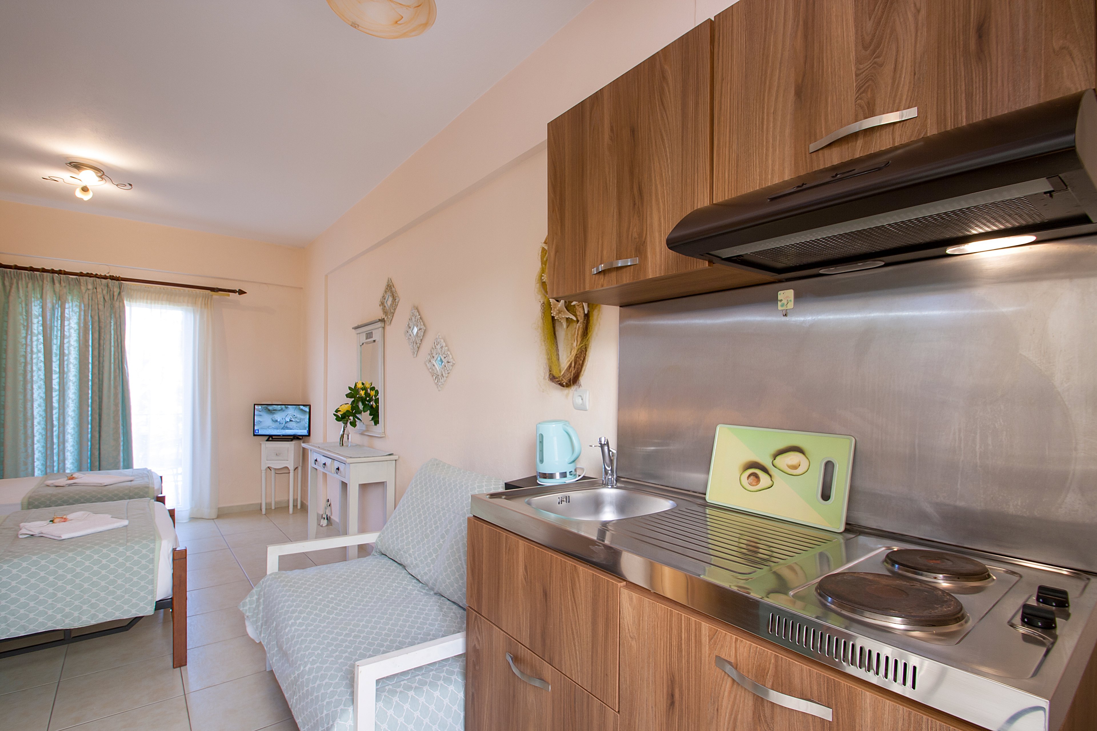 Syraina Studios and Rooms