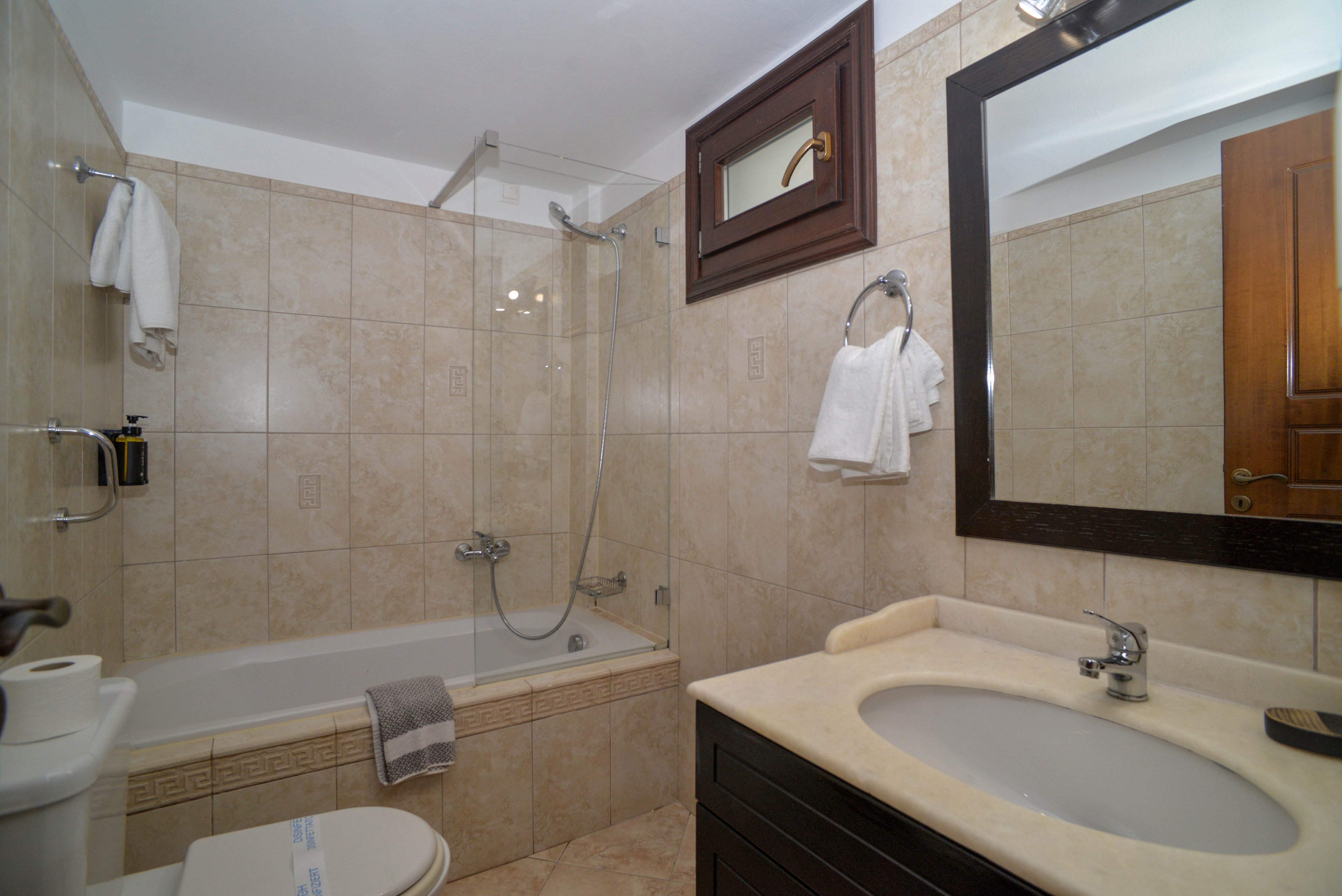 Yalis Hotel