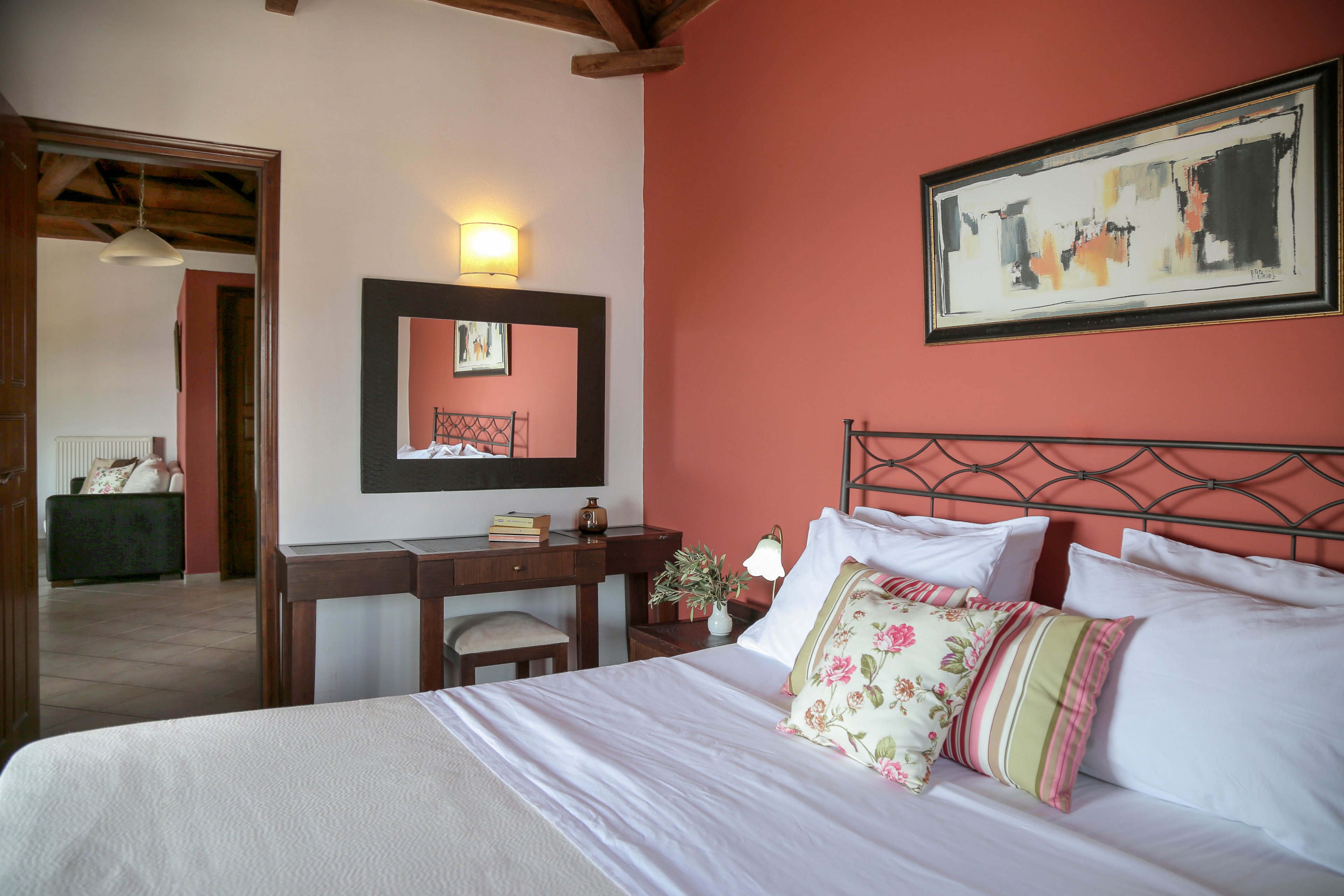Yalis Hotel