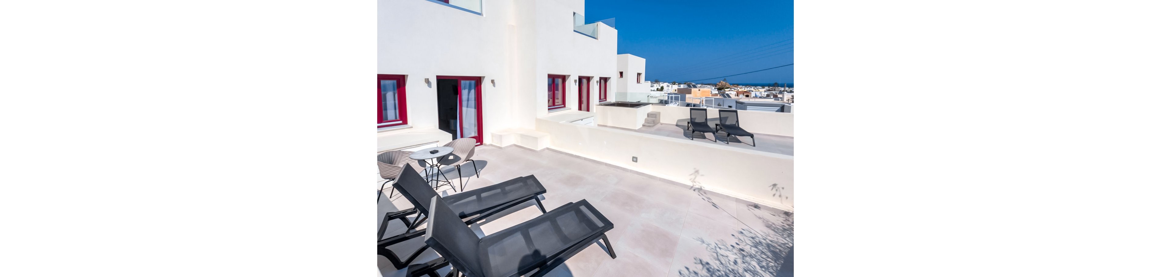 Mar & Mar Crown Suites