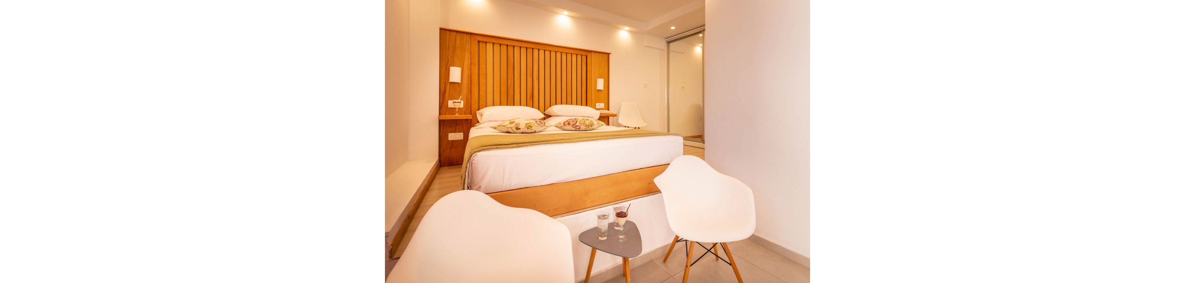 Mar & Mar Crown Suites