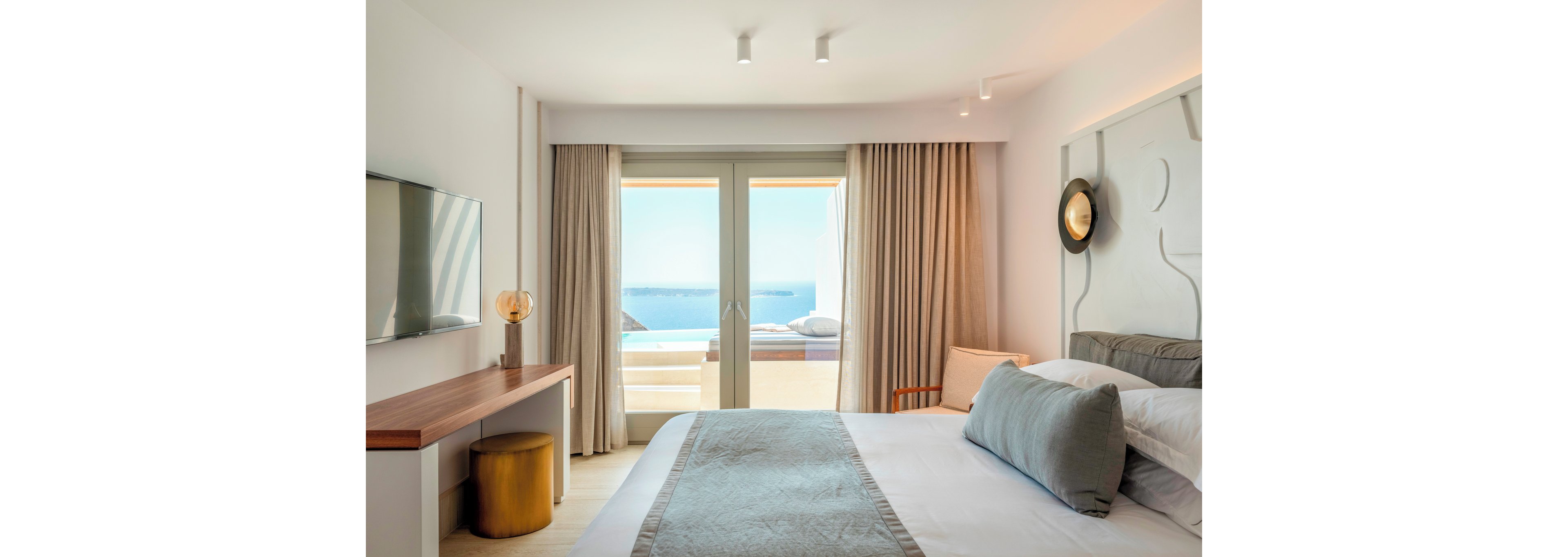 Santo Pure Oia Suites & Villas