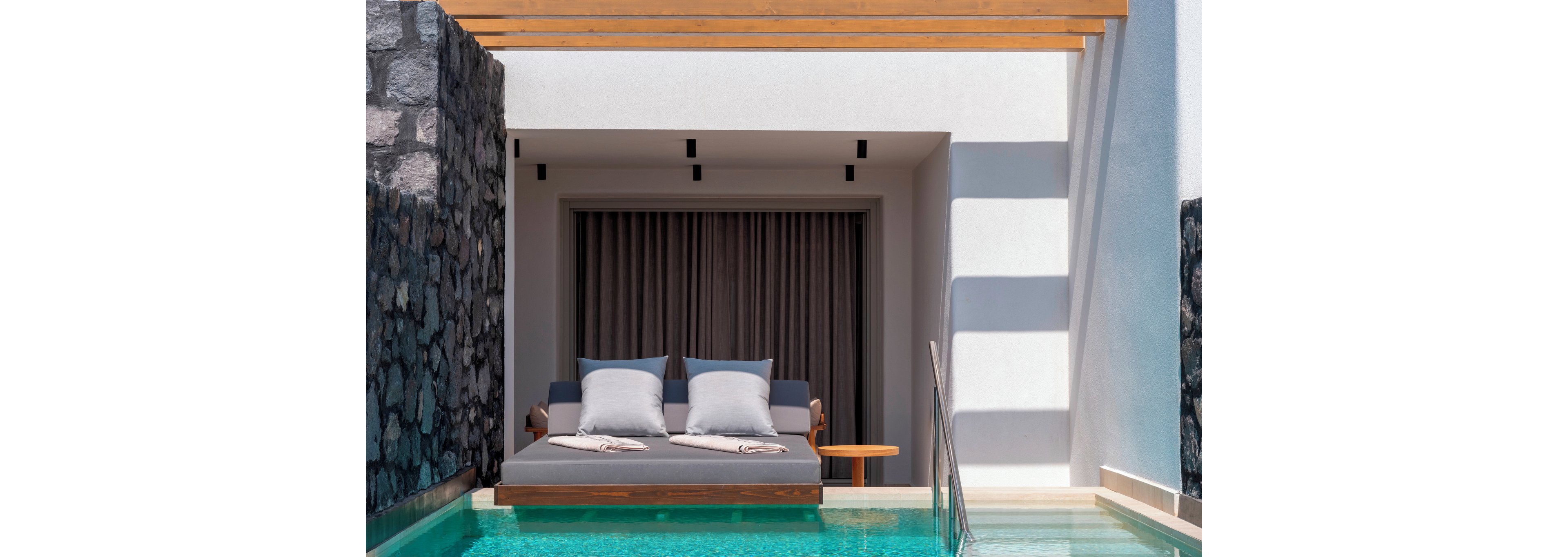 Santo Pure Oia Suites & Villas