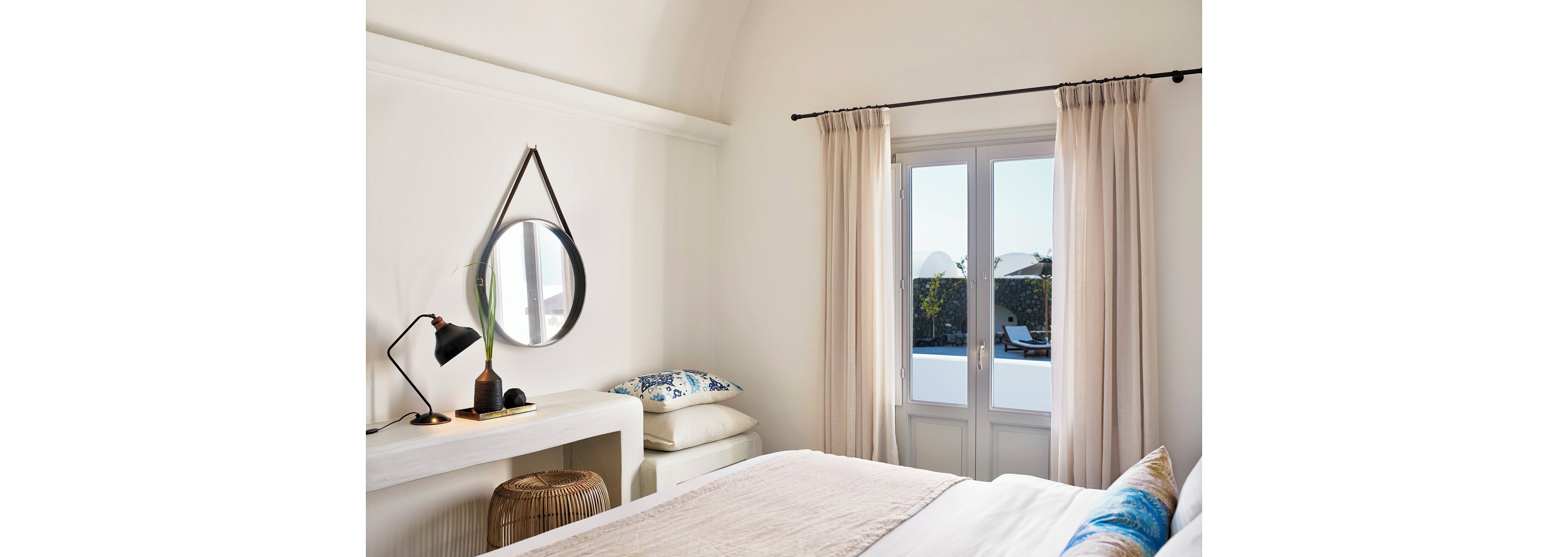 Santo Pure Oia Suites & Villas
