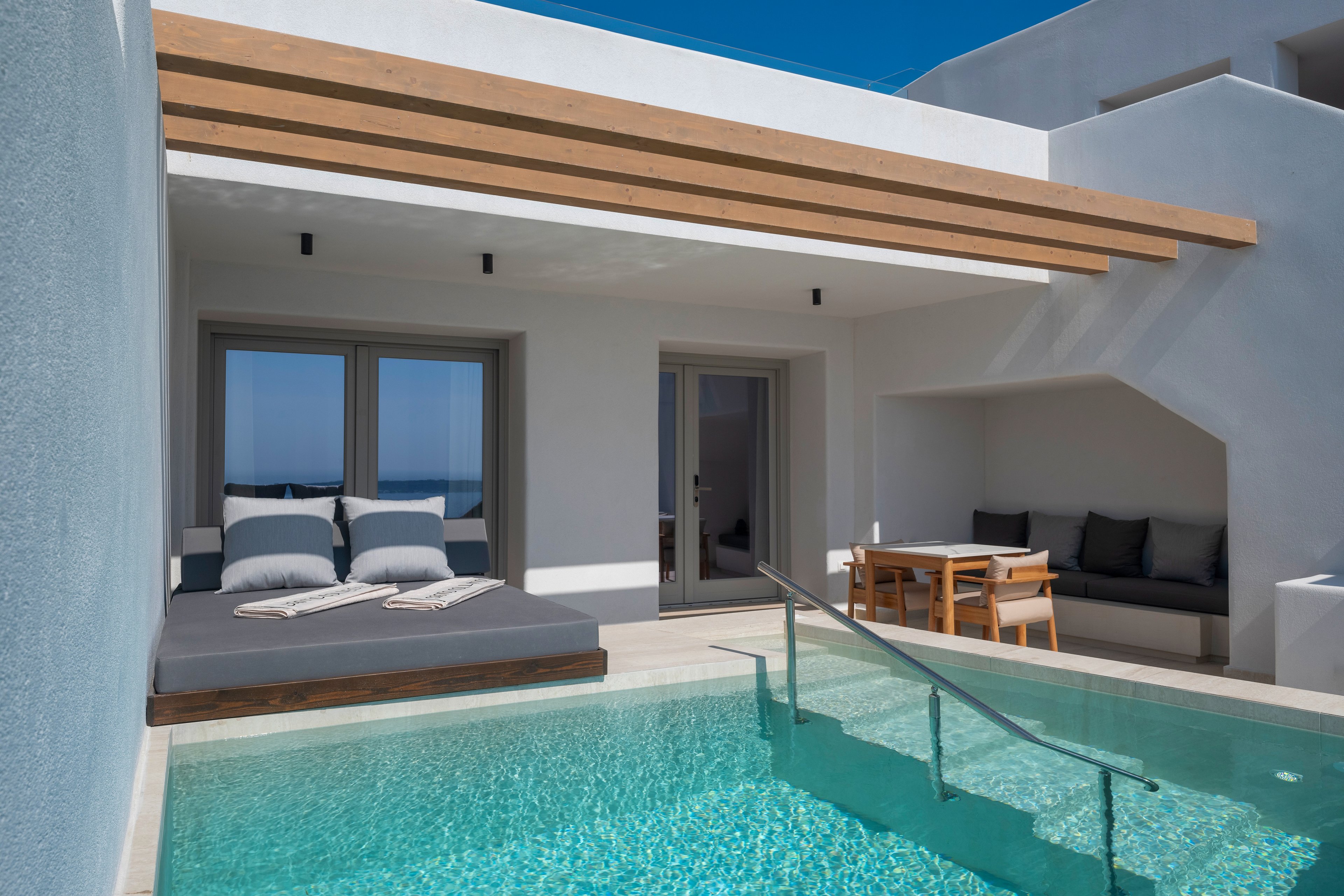 Santo Pure Oia Suites & Villas