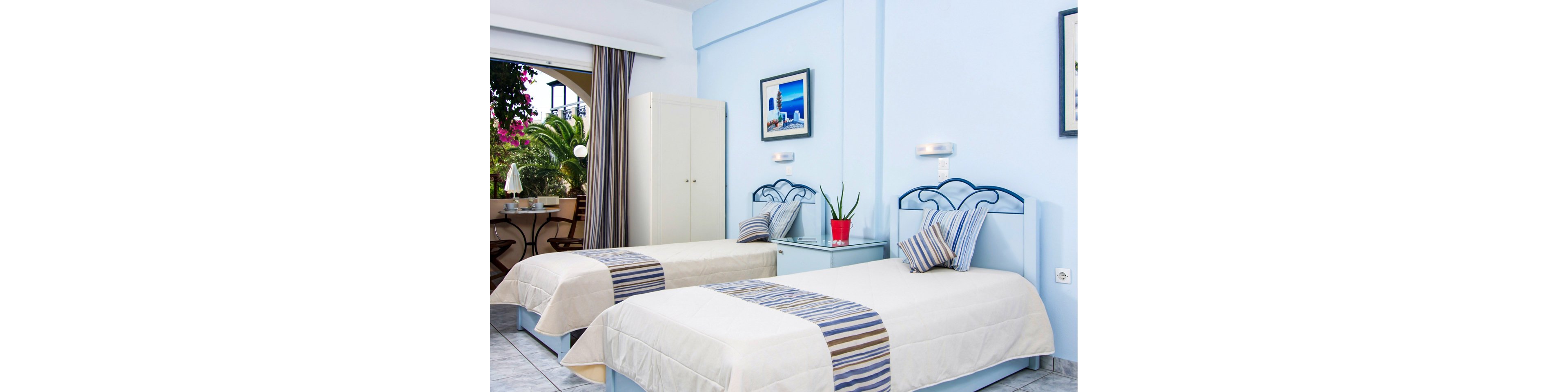 Paradise Resort Santorini