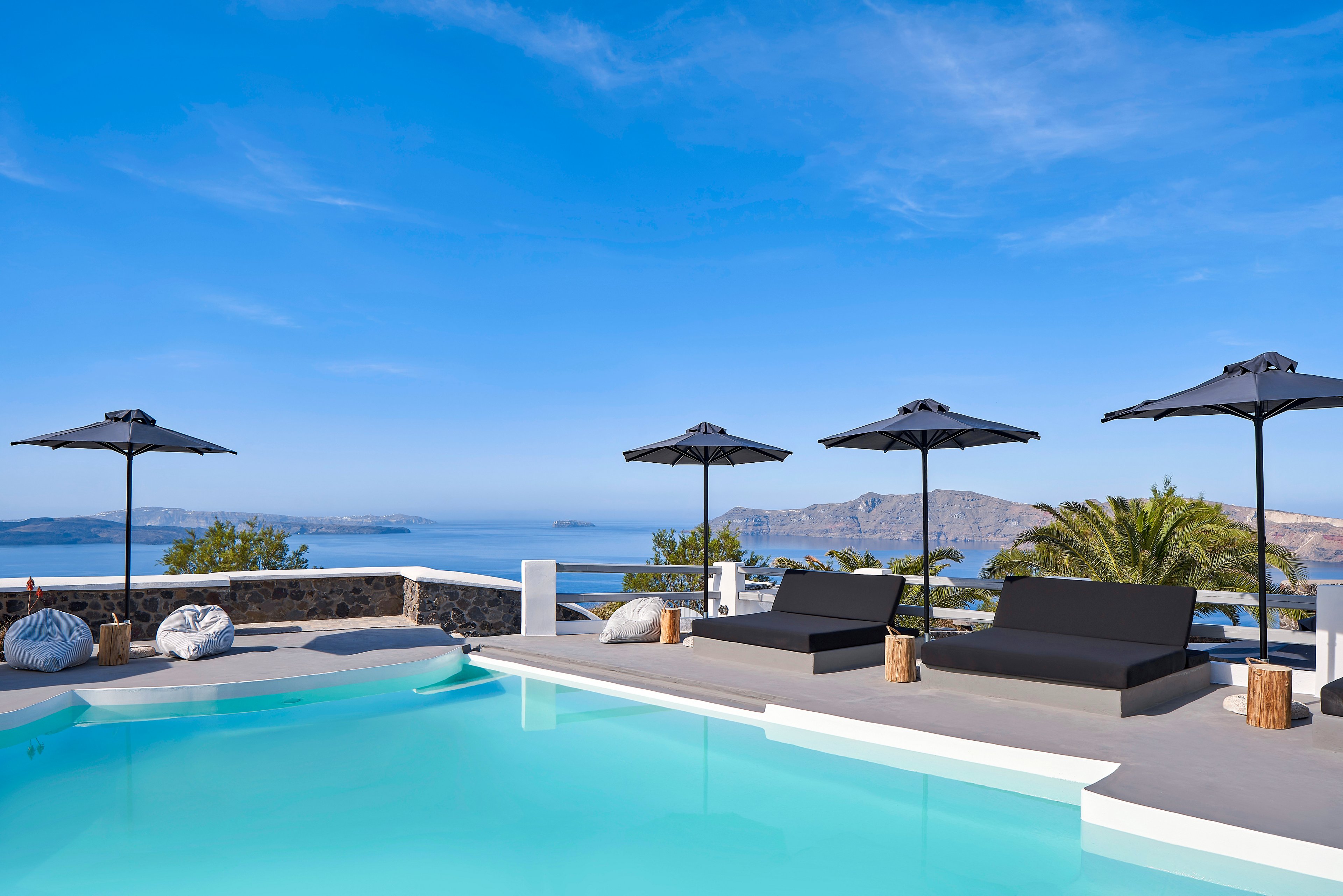 Mr & Mrs White Santorini