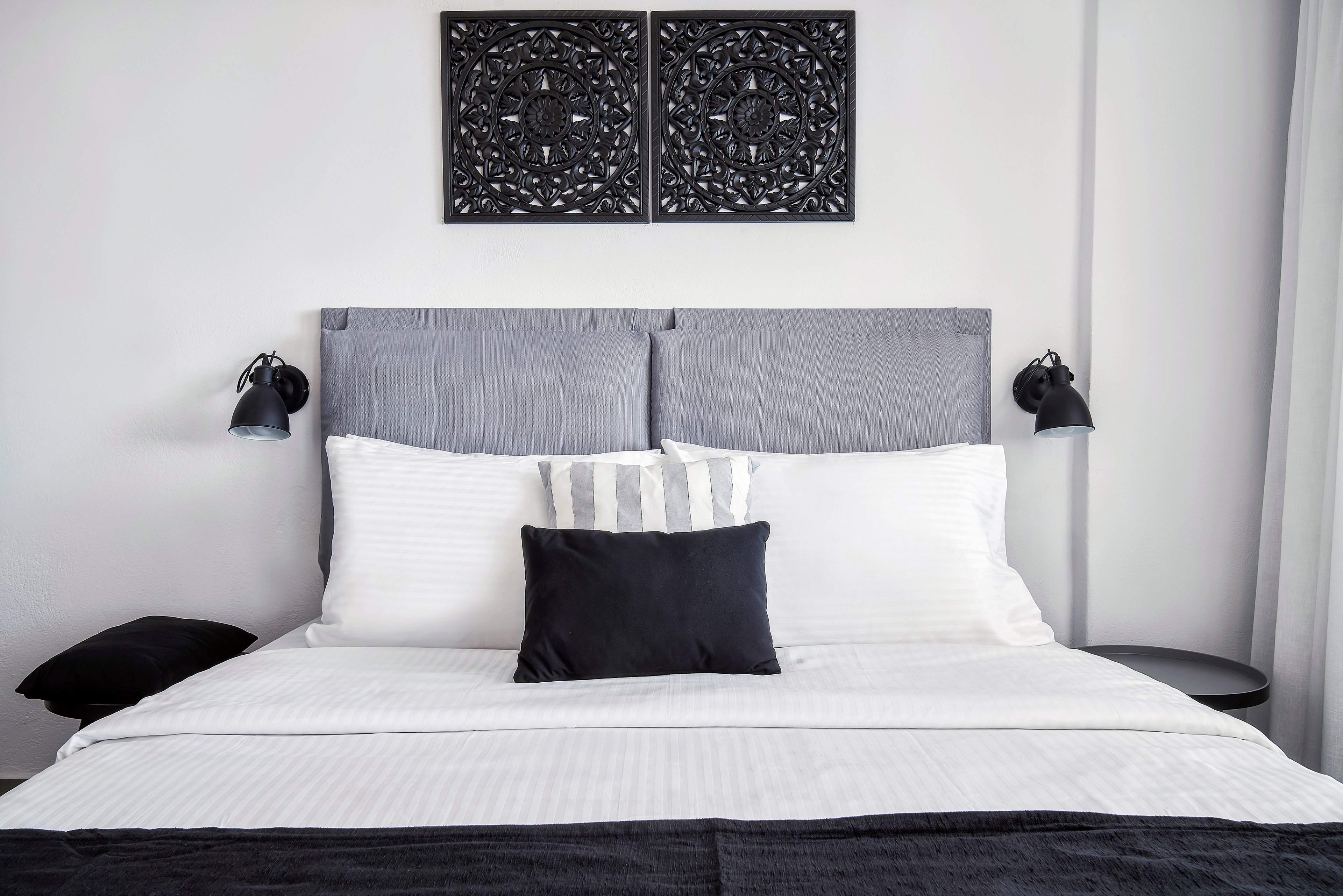 Mr & Mrs White Santorini