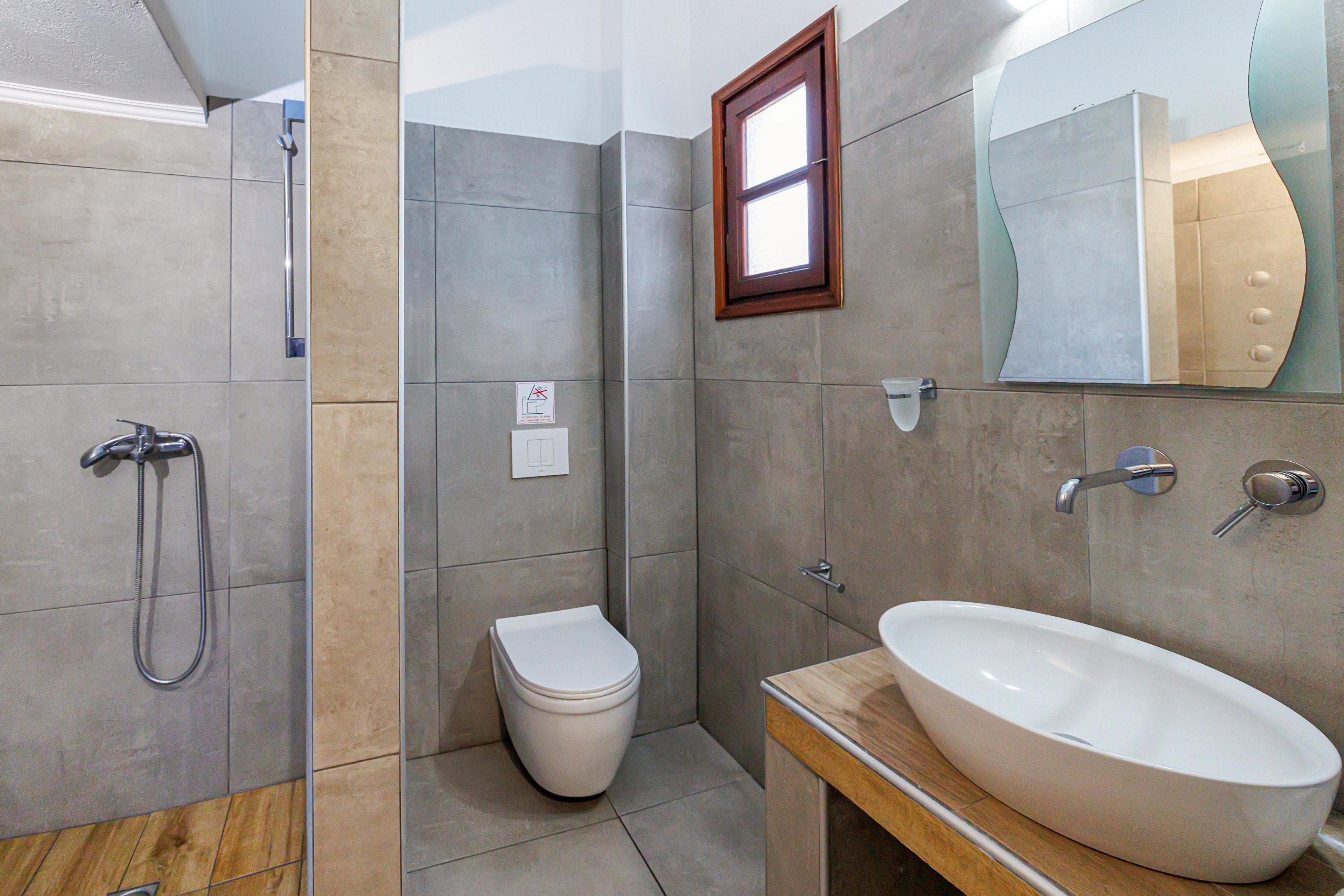 Black Sand Apartments