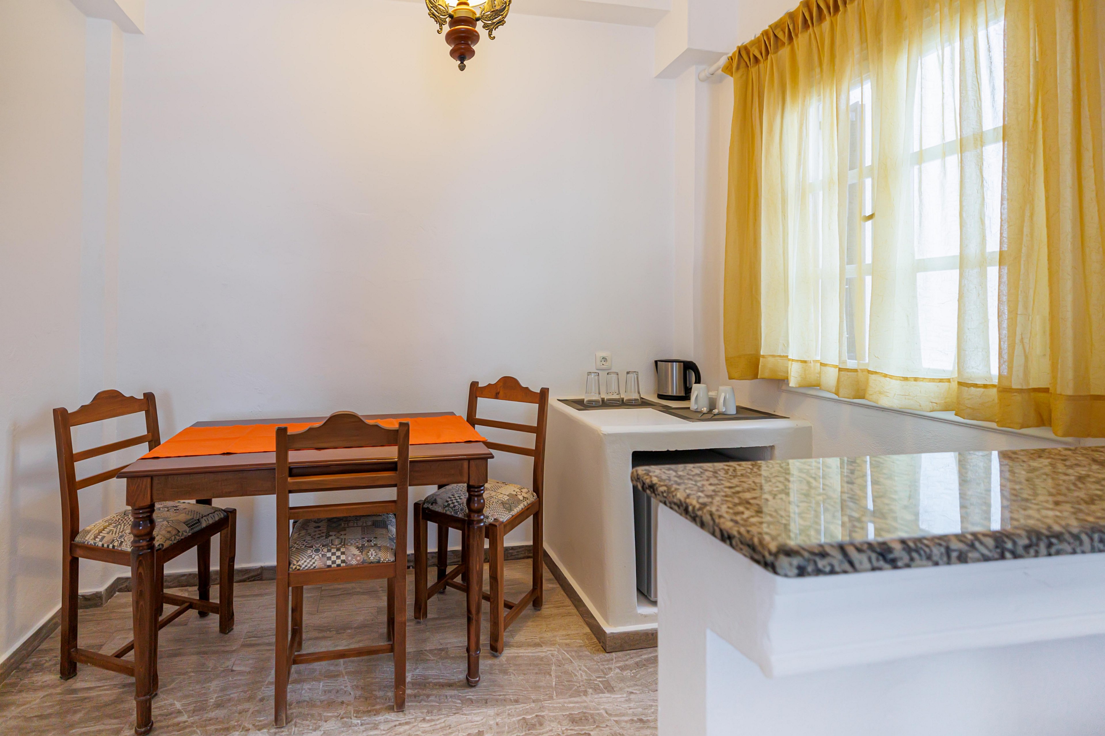 Black Sand Apartments