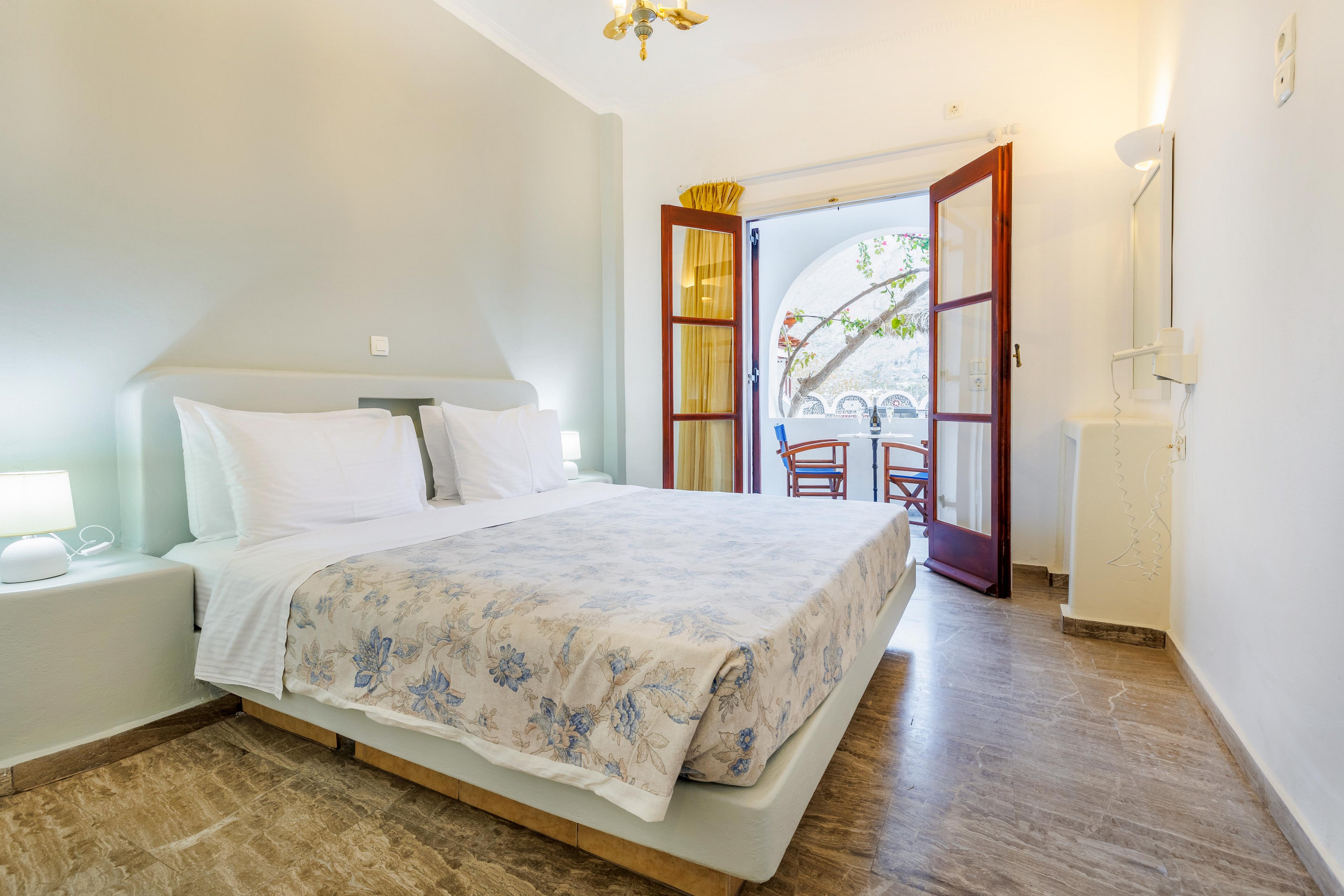 Black Sand Apartments